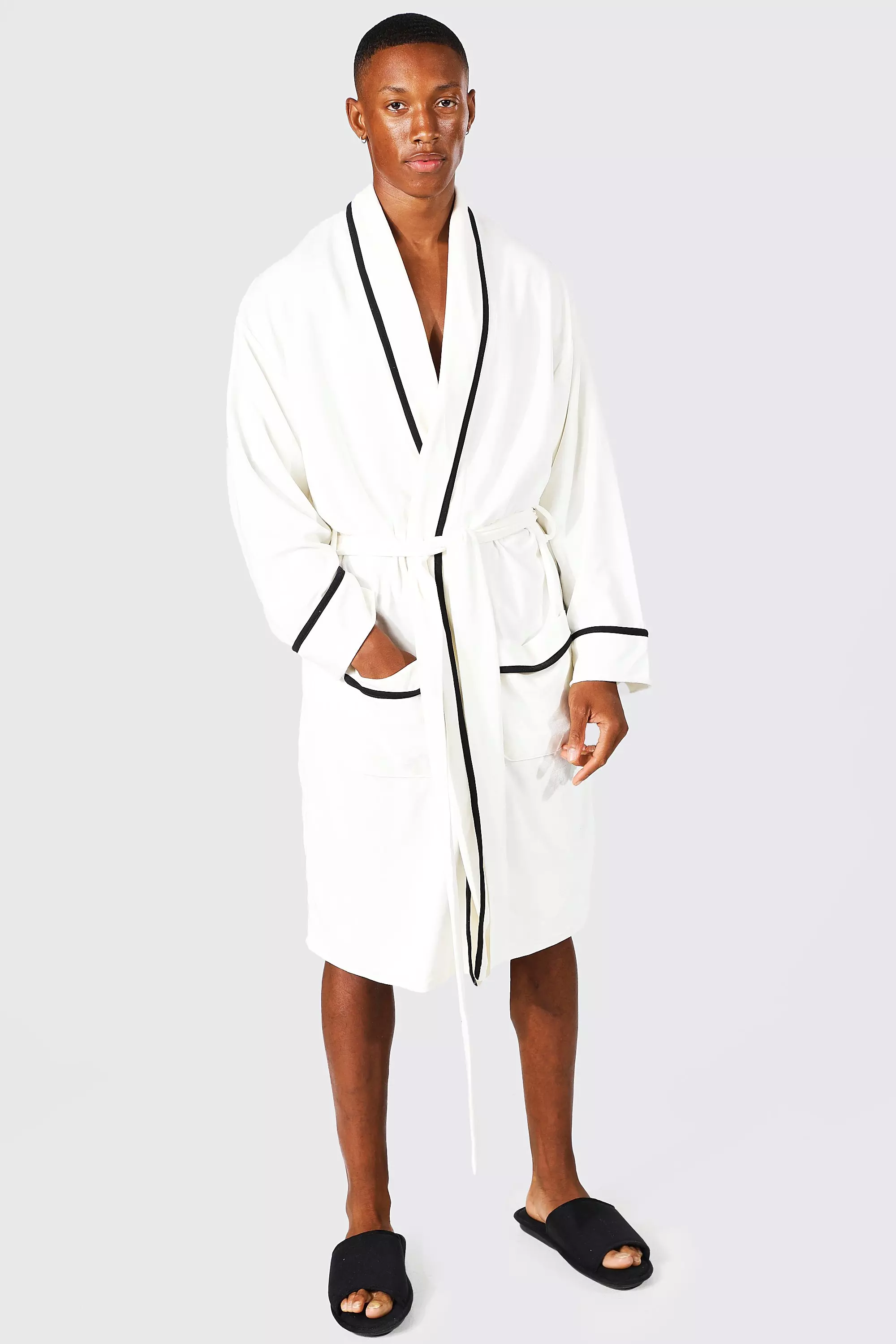 Piped Towelling Dressing Gown boohooMAN