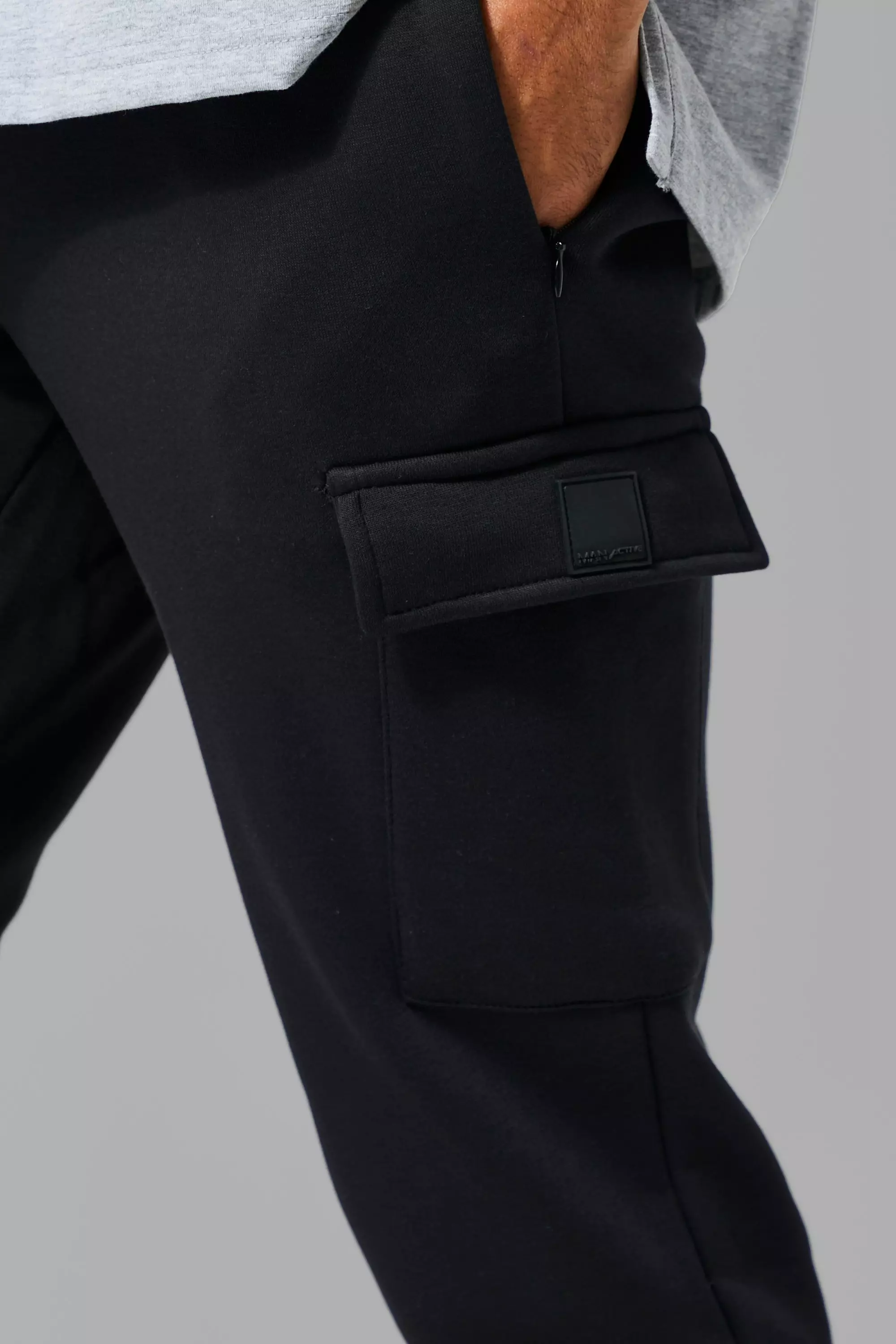 Black Man Active Gym Cargo Slim Fit Jogger alternative image