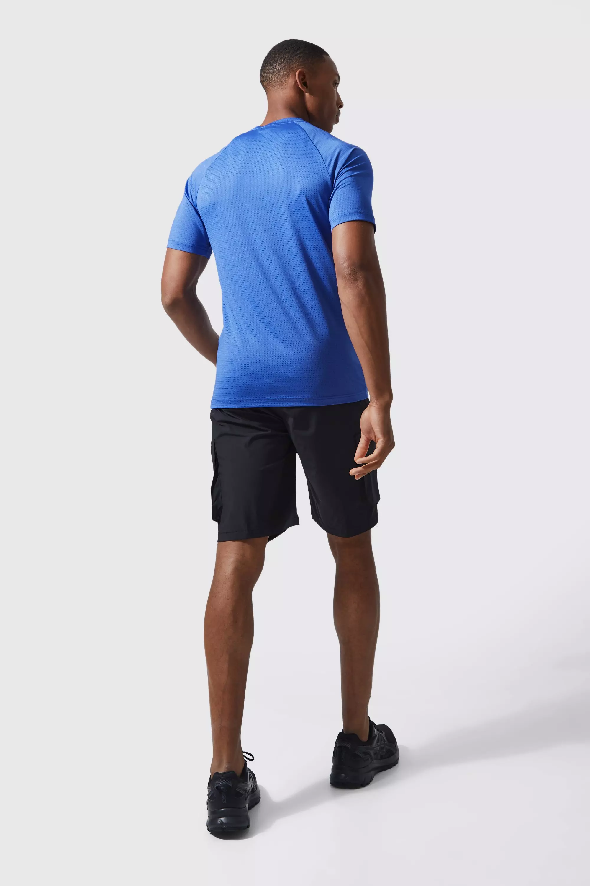 Short de sport cargo à poches - MAN Active, Black autre image