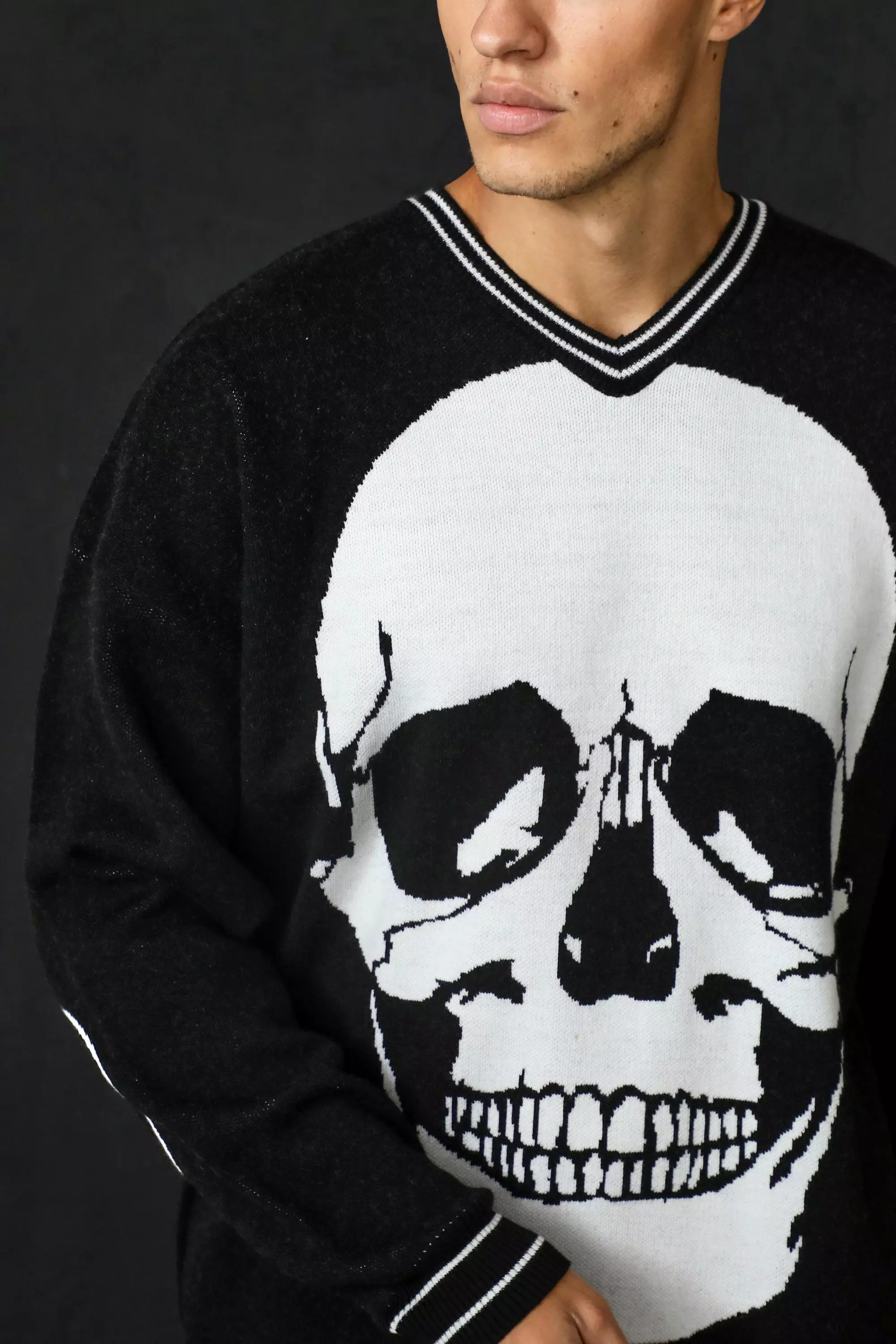 Oversized V Neck Skull Knitted Sweater boohooMAN USA