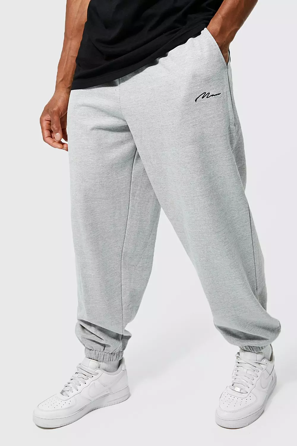 Man Signature Loose Fit Joggers boohooMAN IE