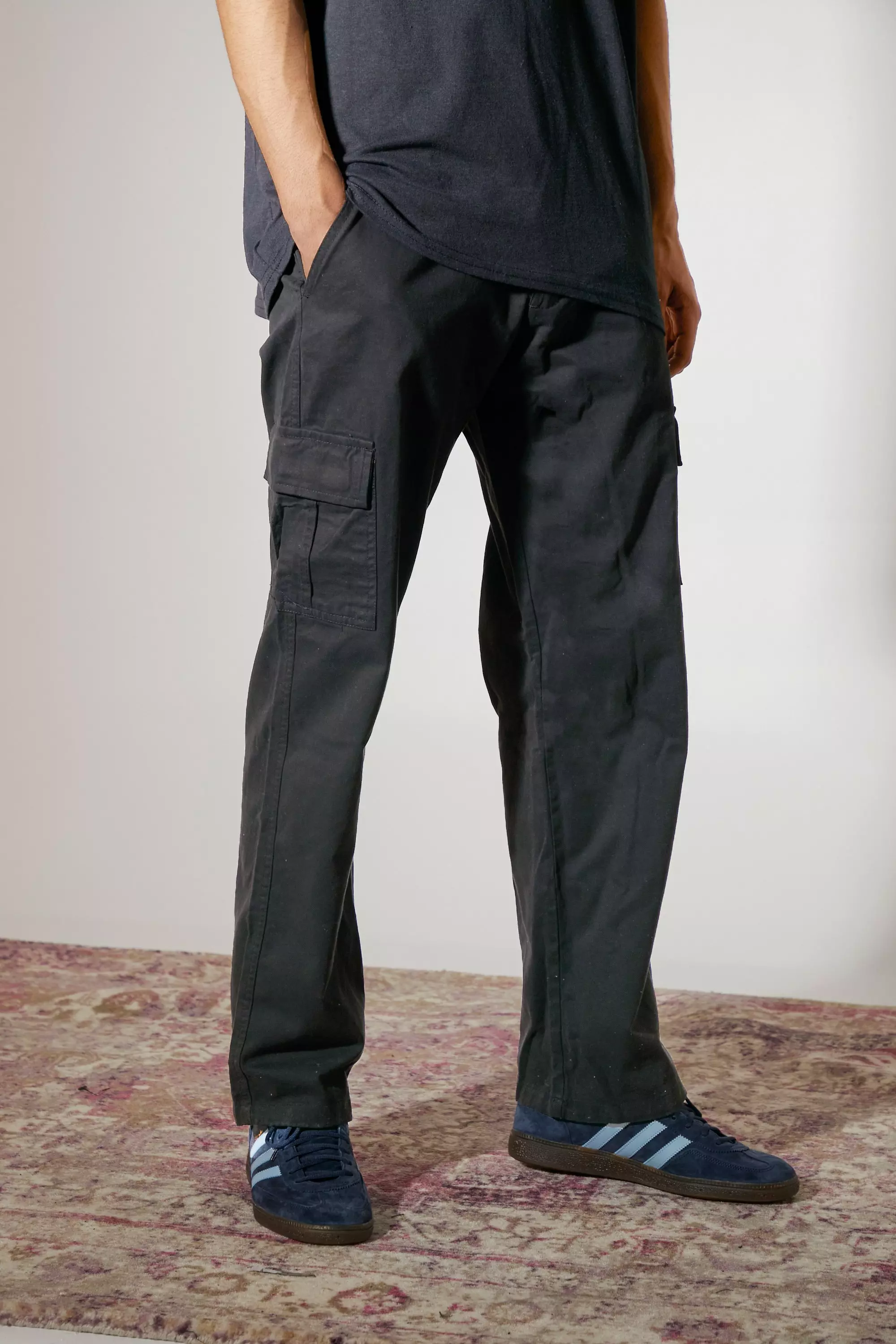 Black Fixed Waist Relaxed Cargo Pants