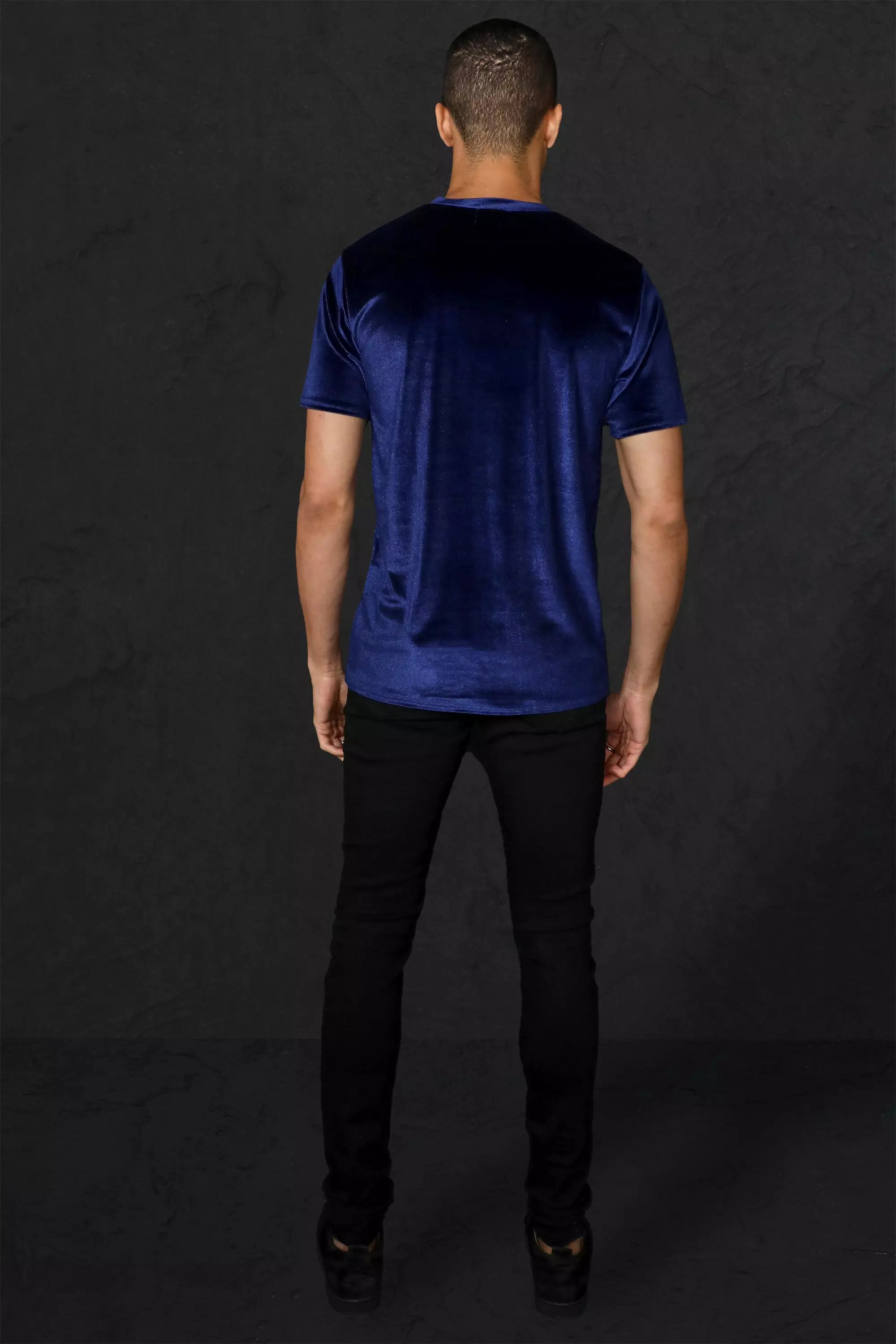 Muscle Fit Velour T-shirt | boohooMAN UK