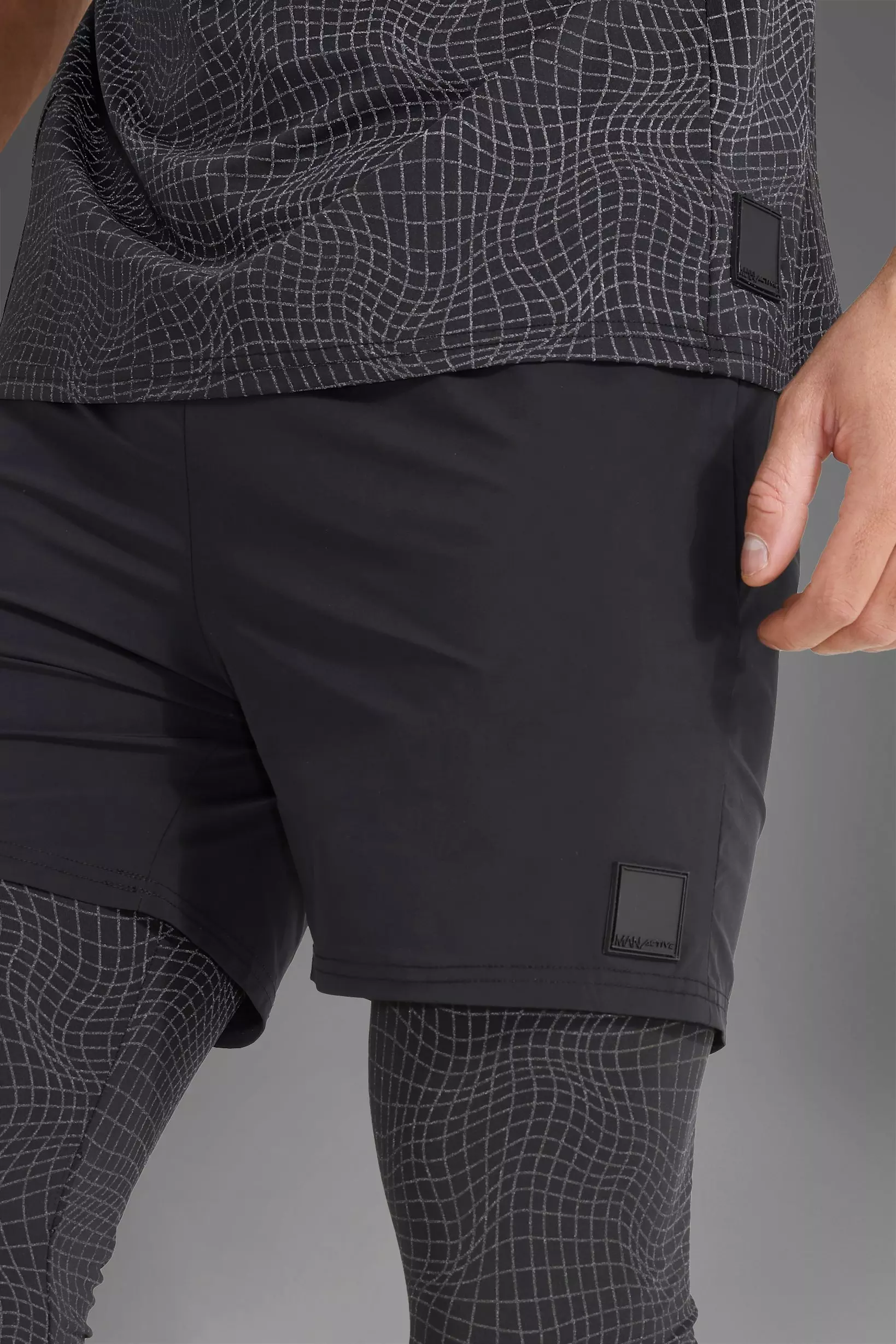 Black Active Gym Reflective 2-In-1 Short Leggings alternative image