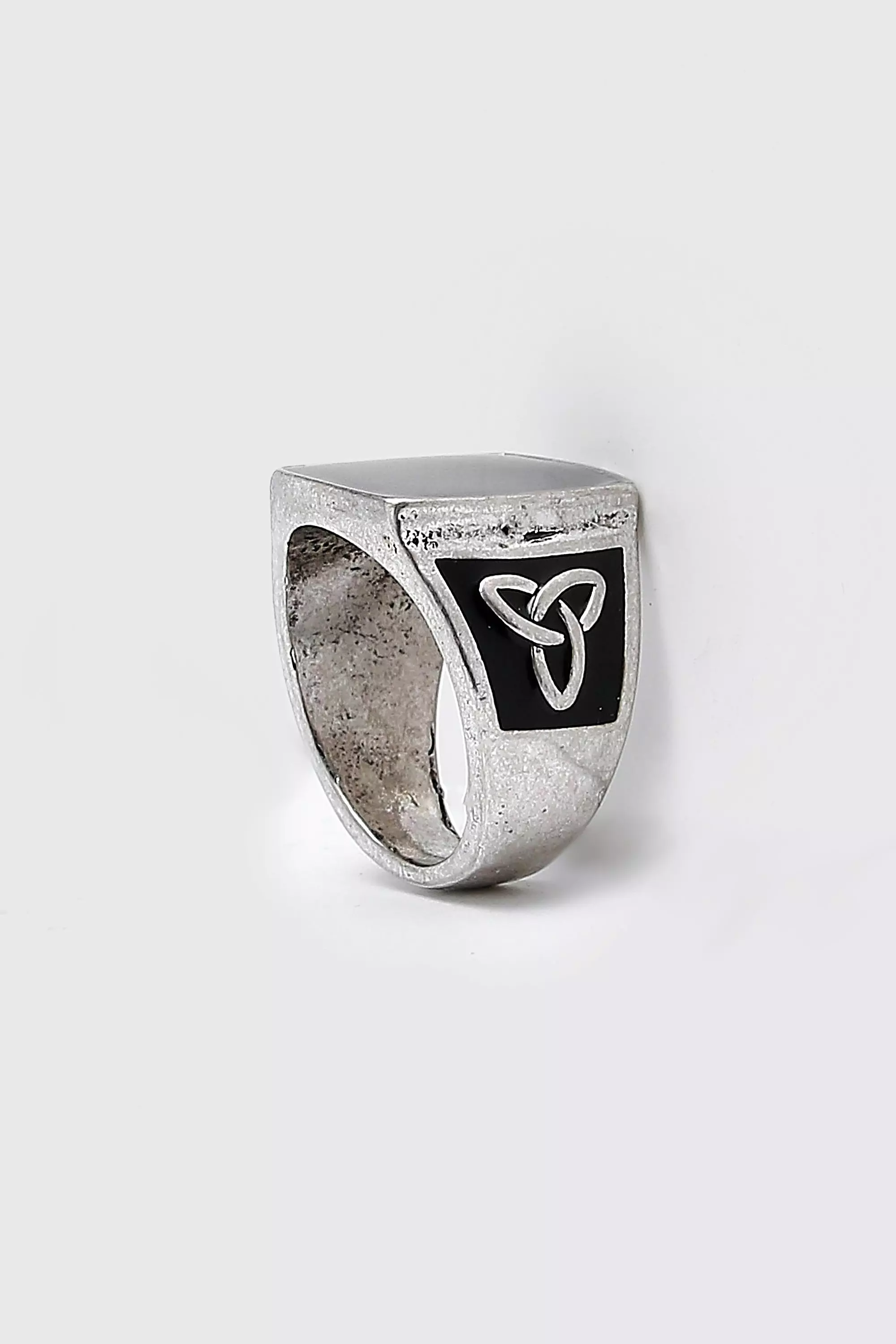Silver Signet Ring alternative image