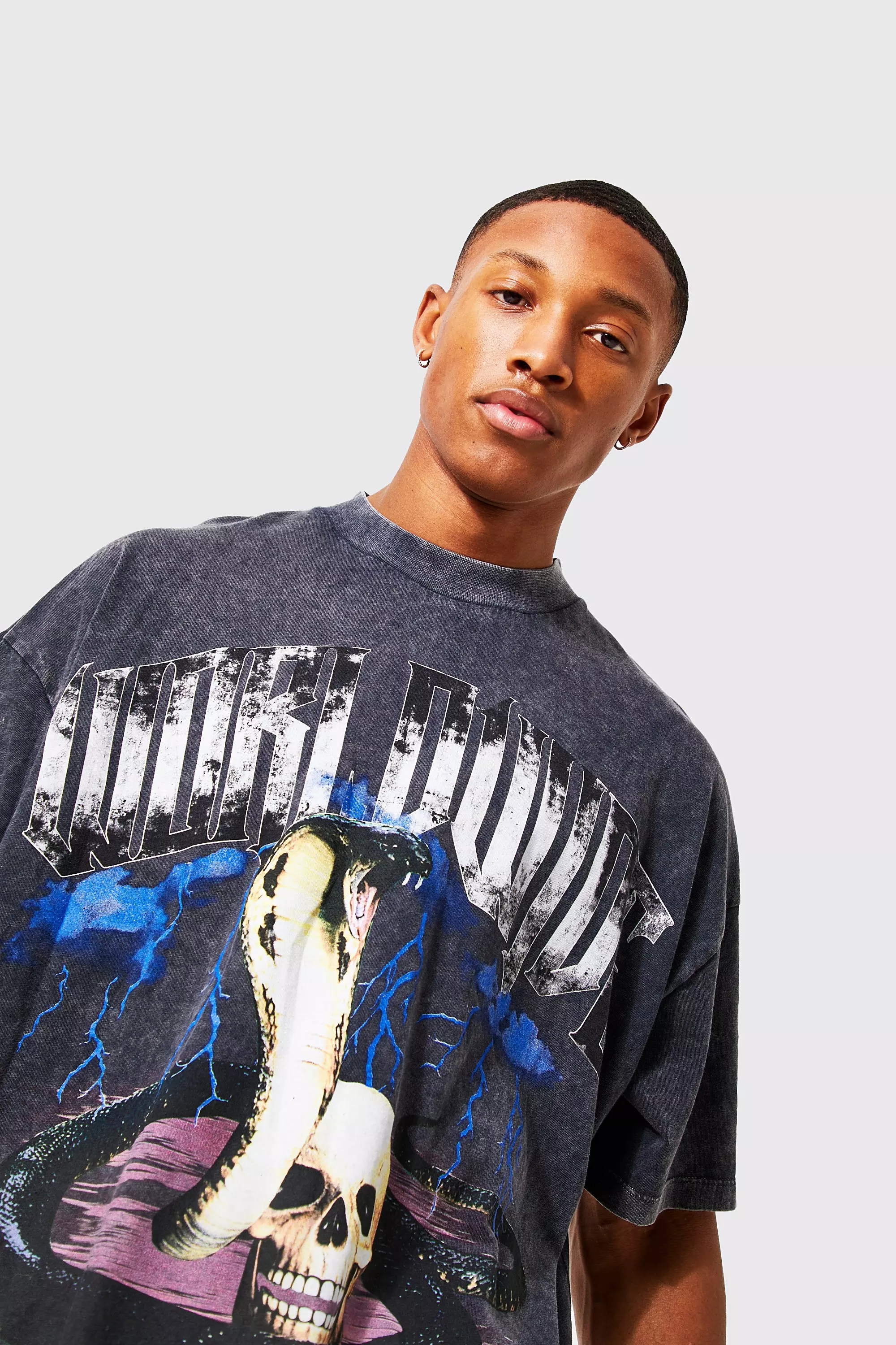 Oversized Extended Neck Graphic T-shirt | boohooMAN USA