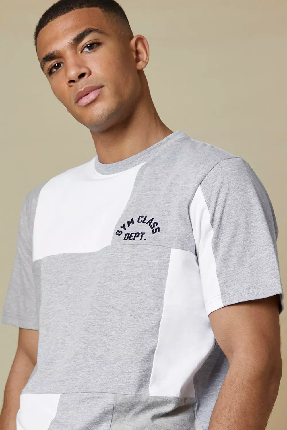 Besticktes gespleißtes Gym Class T-Shirt, Grey marl alternatives Bild
