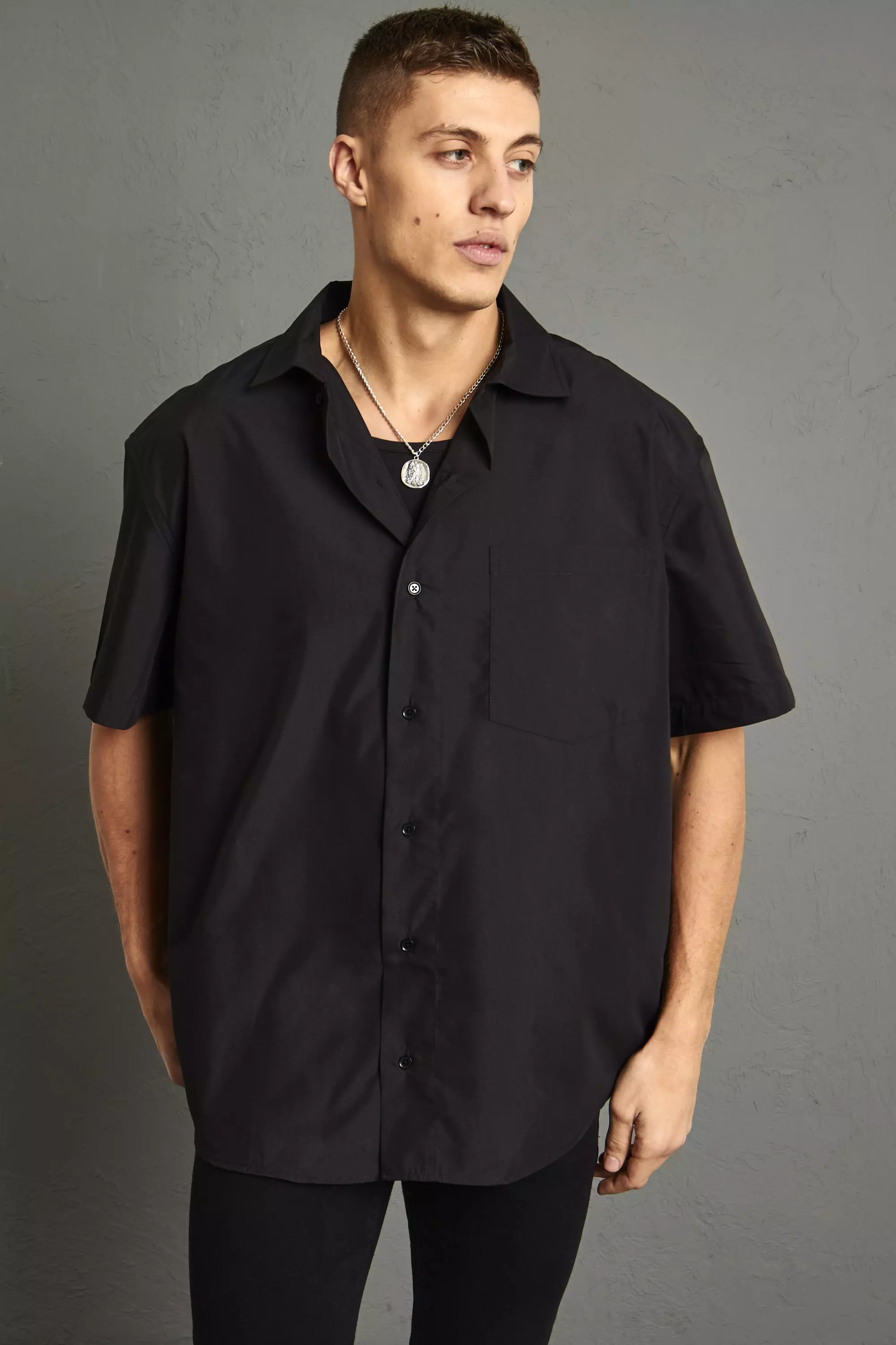 Chemise noire oversize sale