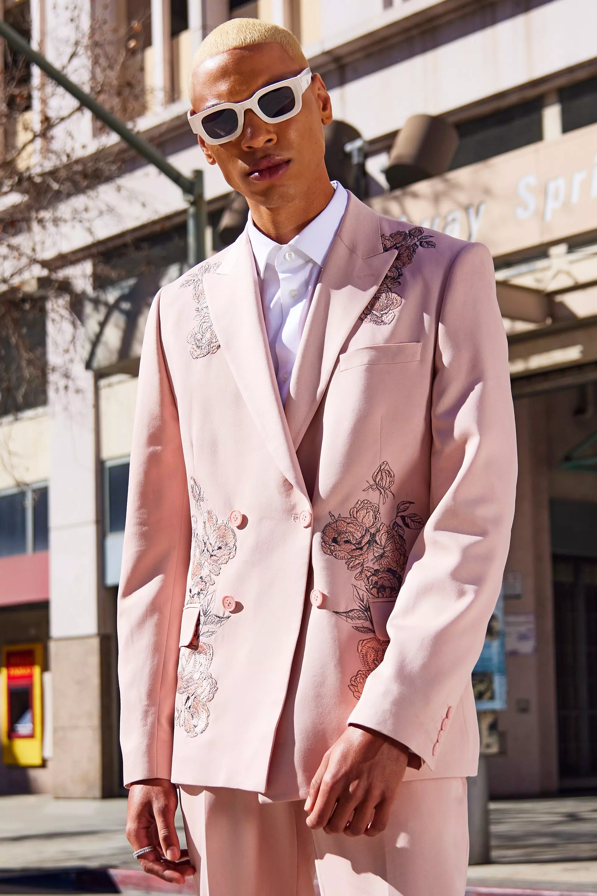 Pink Double Breasted Slim Embroidered Floral Jacket alternative image