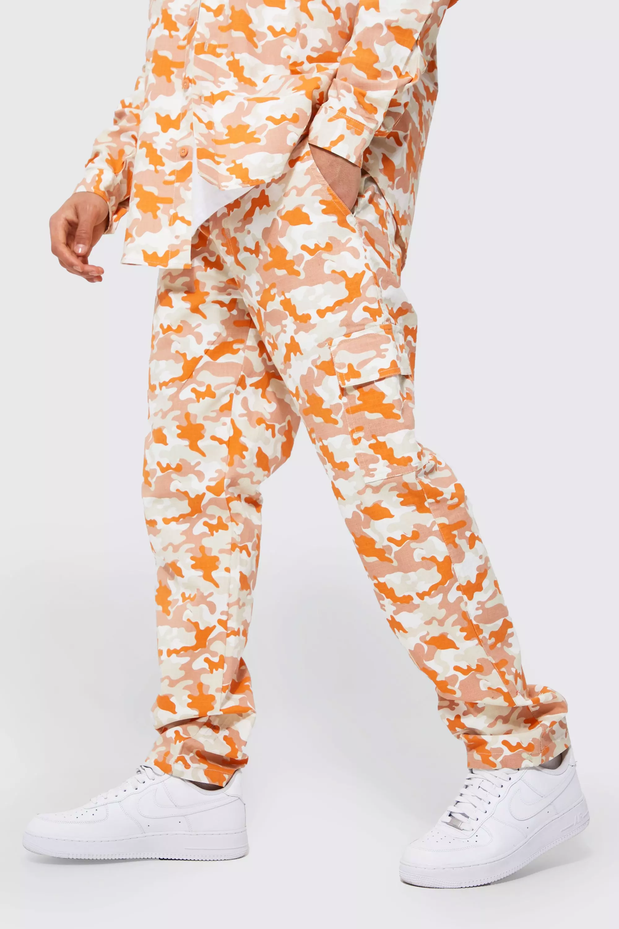 Orange camo best sale jogger pants