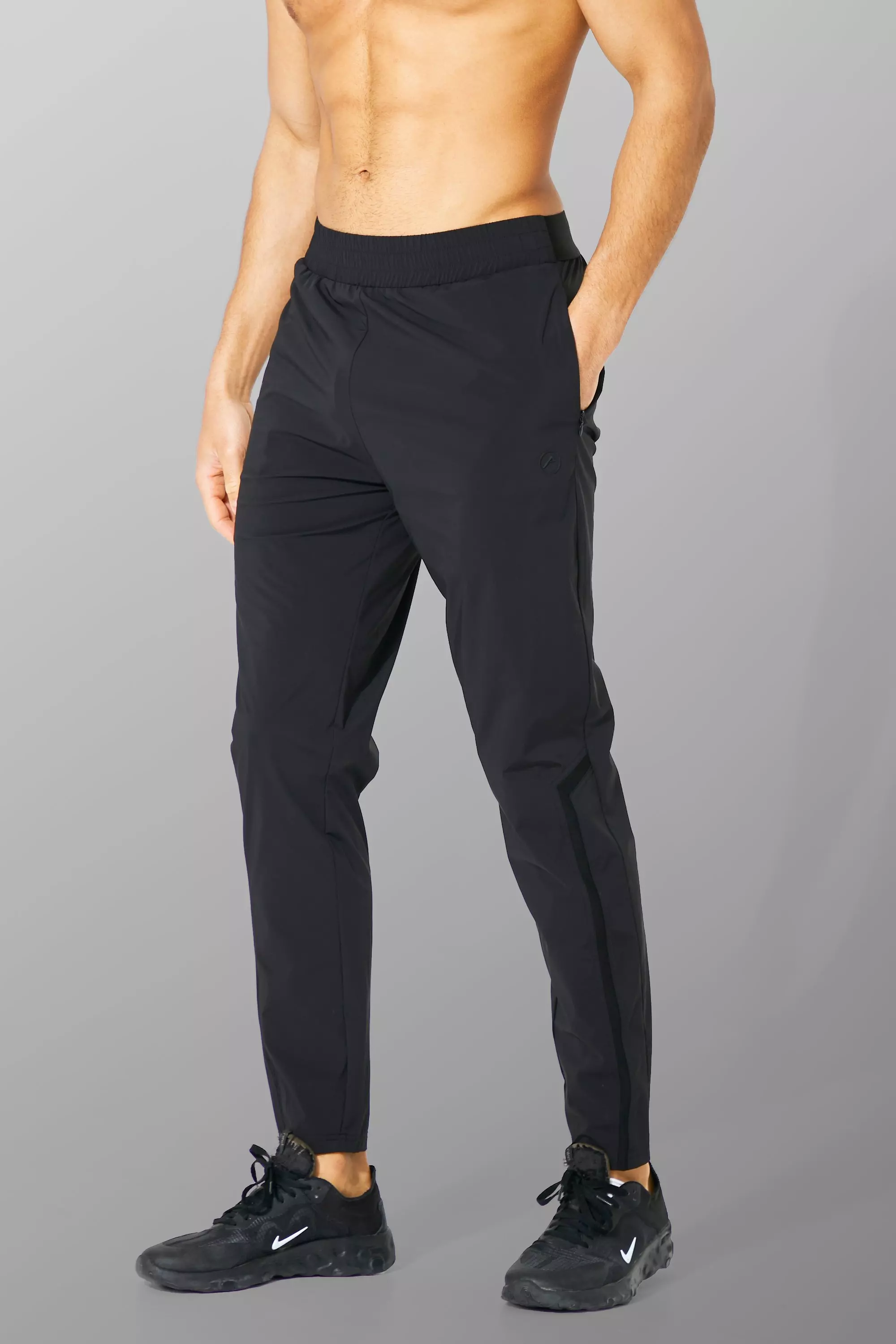 Man Active Tech Nylon Joggingbroek boohooMAN