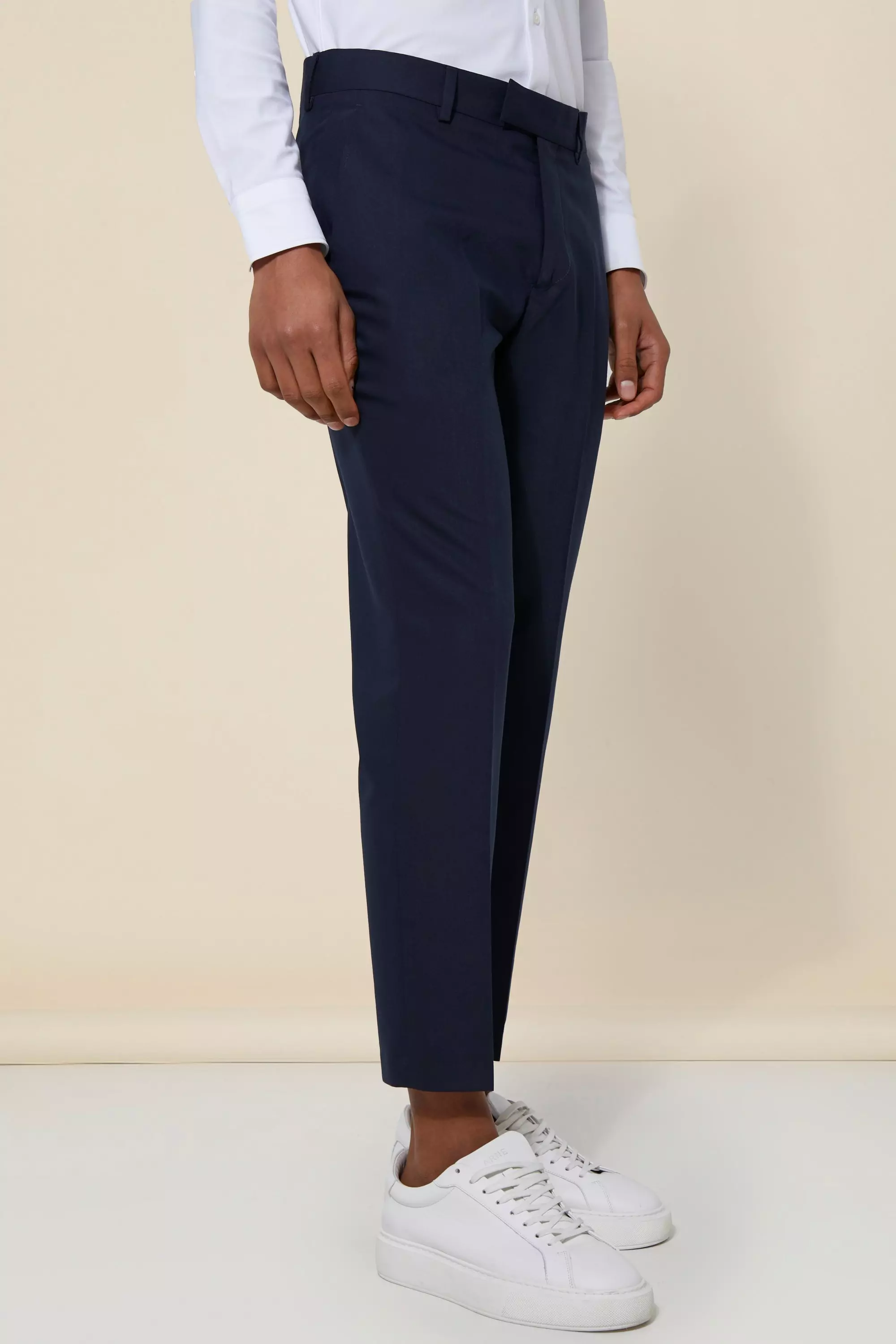 Cropped suit trousers hotsell