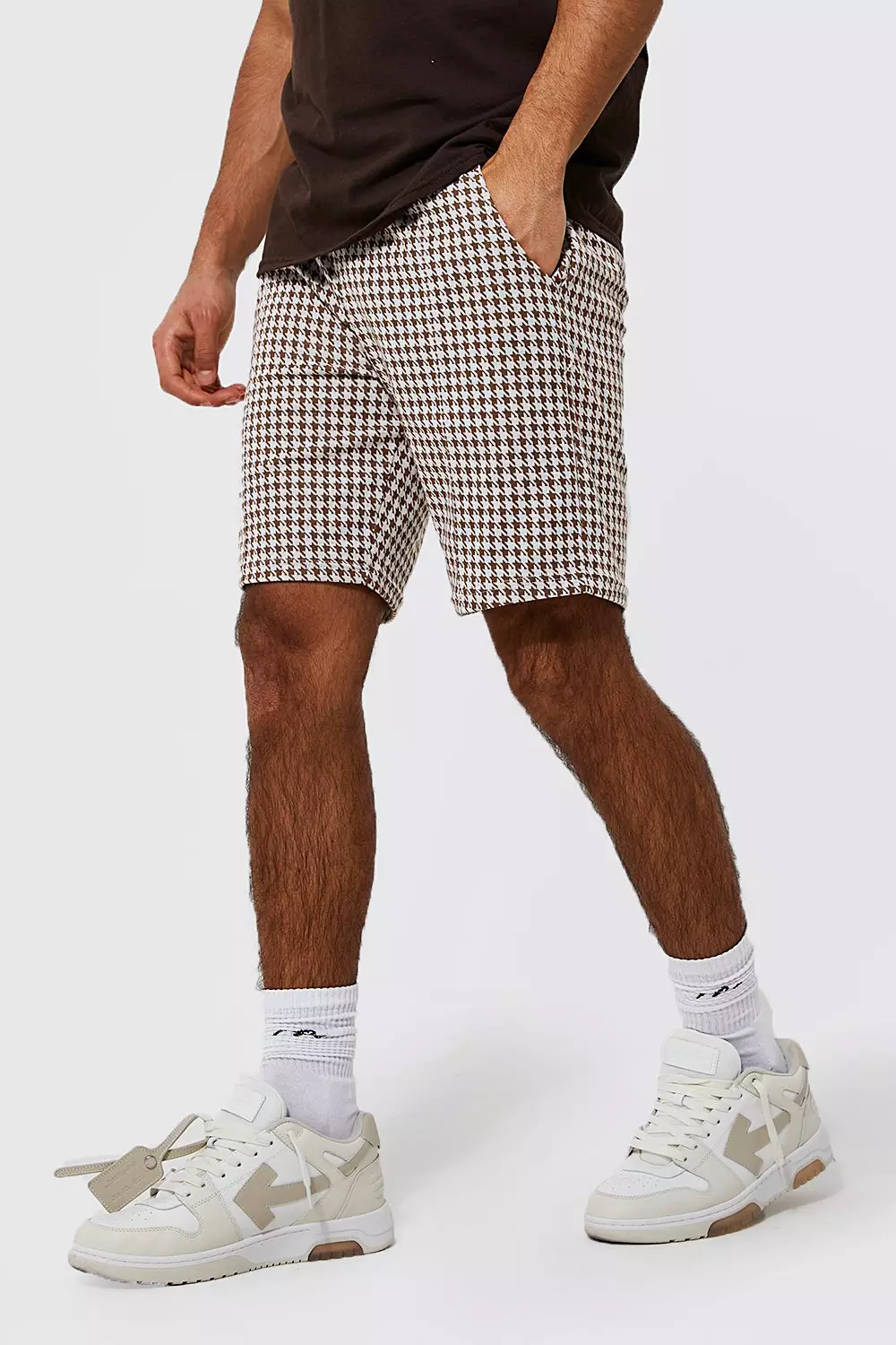 Slim Fit Mid Houndstooth Jacquard Short Chocolate