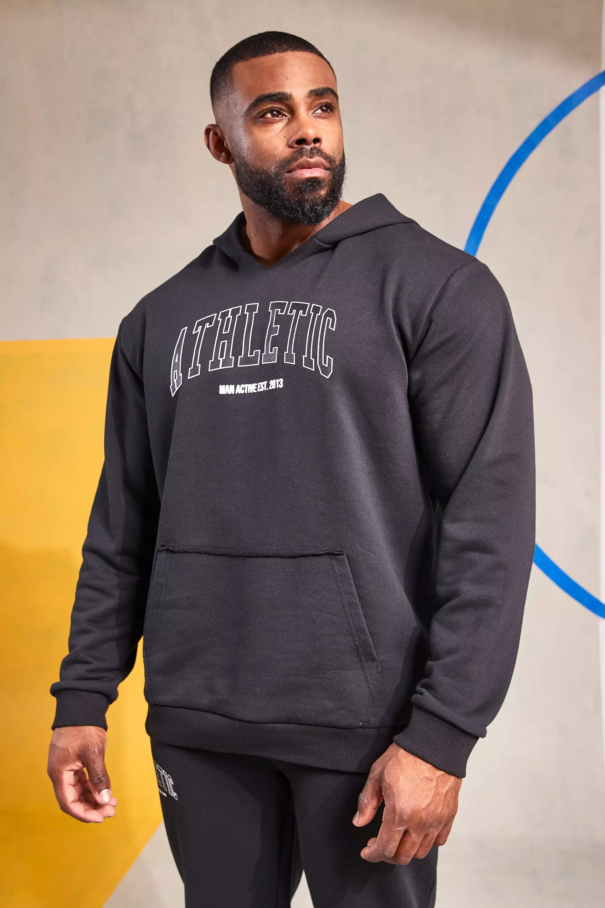 Man Active Gym Hoodie mit Athletic Print, Black alternatives Bild