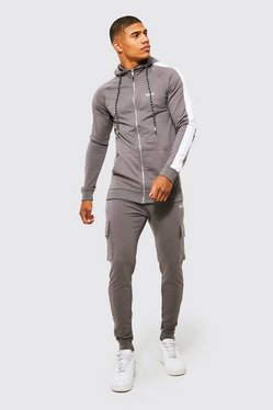 BoohooMAN Cotton Man Muscle Fit Tracksuit With Cargo Pocket in Black for Men gym and workout clothes Tracksuits and sweat suits Mens Clothing Activewear 
