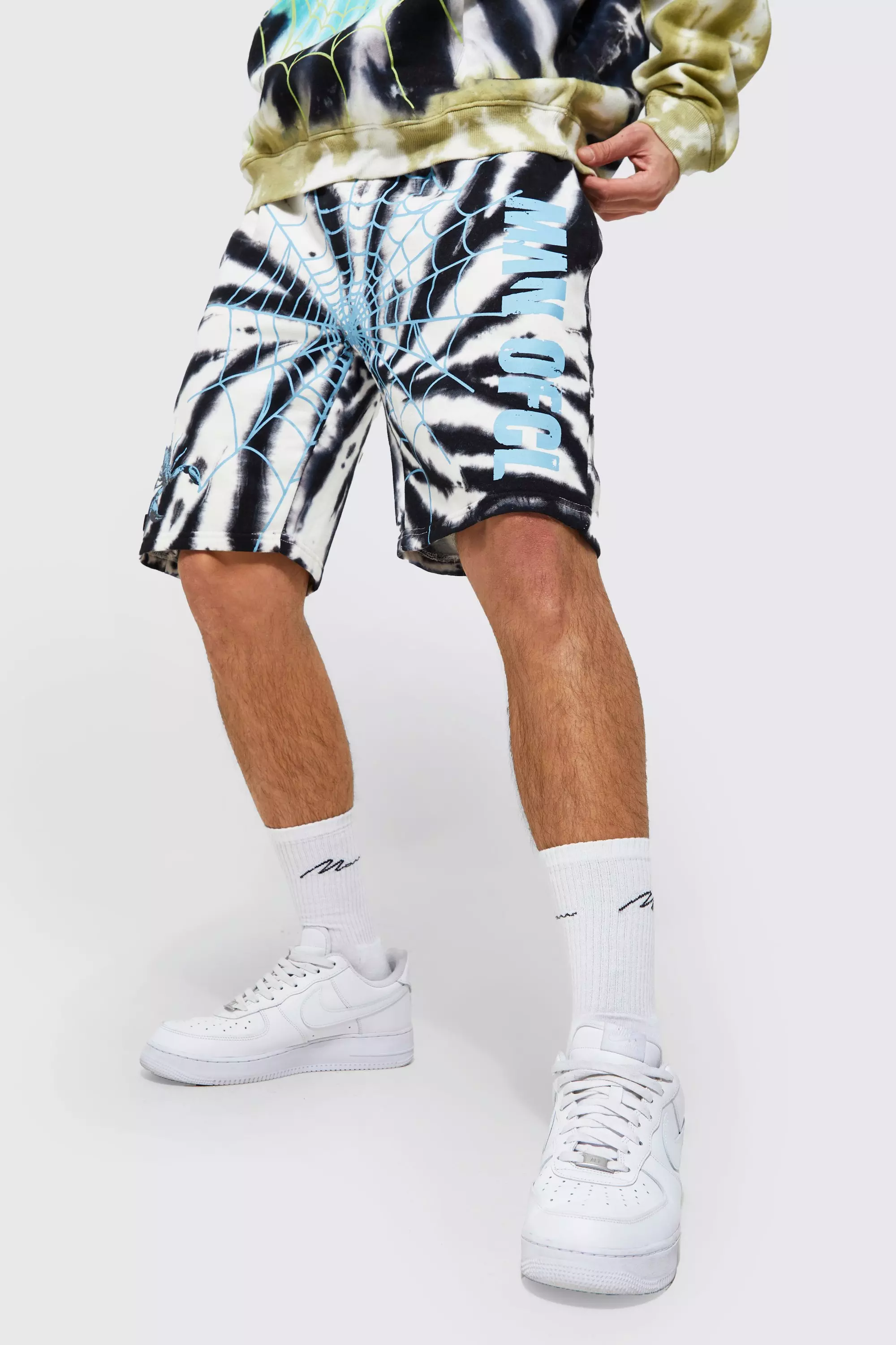 Loose Fit Man Ofcl Scorpion Tie Dye Short boohooMAN USA