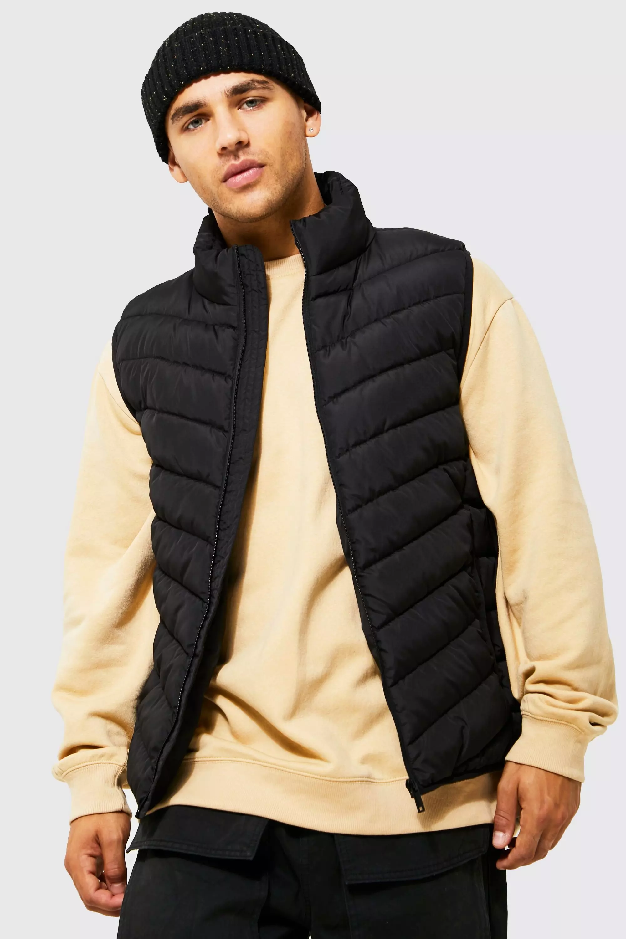 Black  Gewatteerde Bodywarmer Met Stiksels En Hoge Kraag alternatieve afbeelding