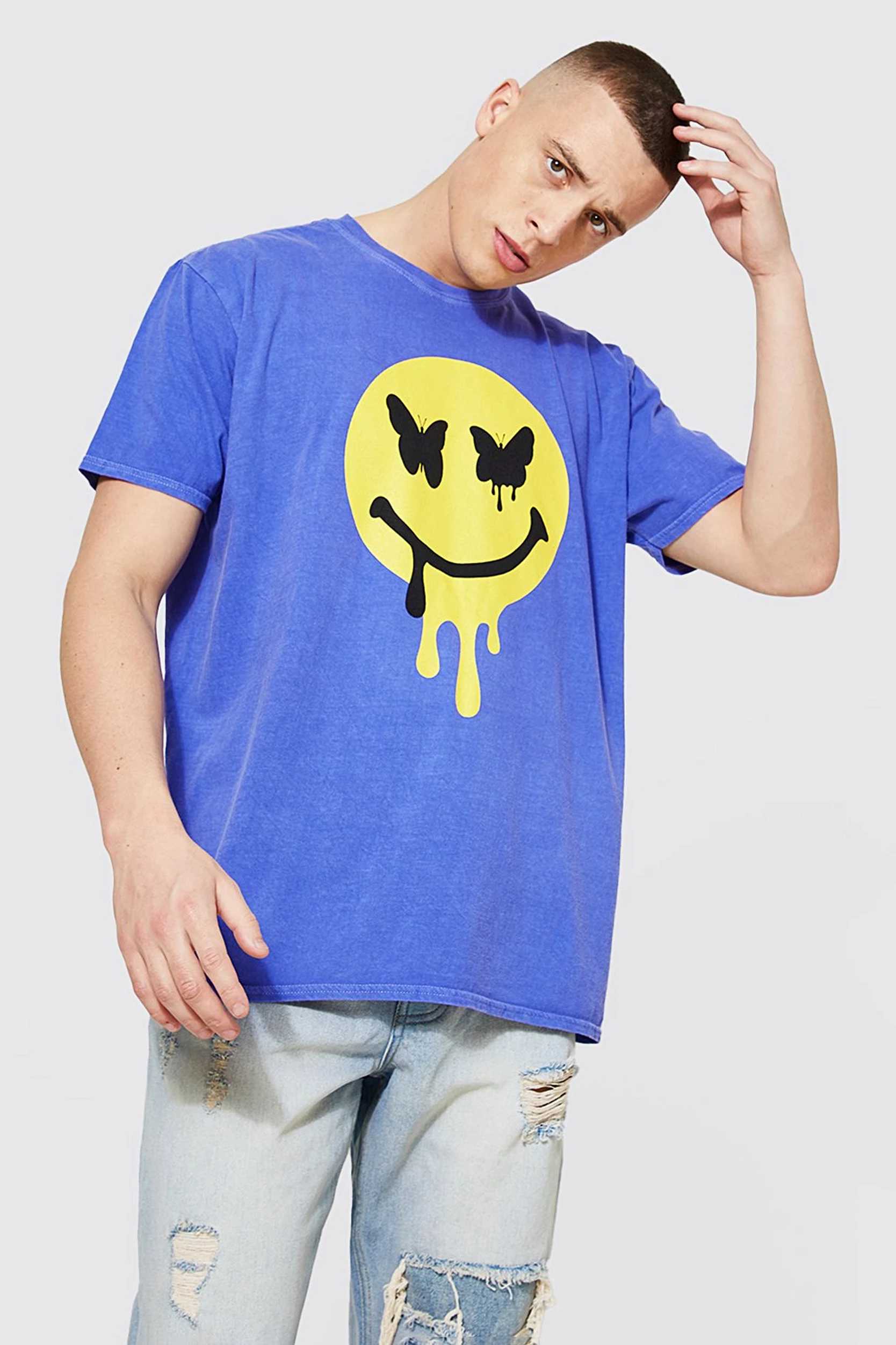boohooman.com | Loose Fit Butterfly Face Overdye T-shirt