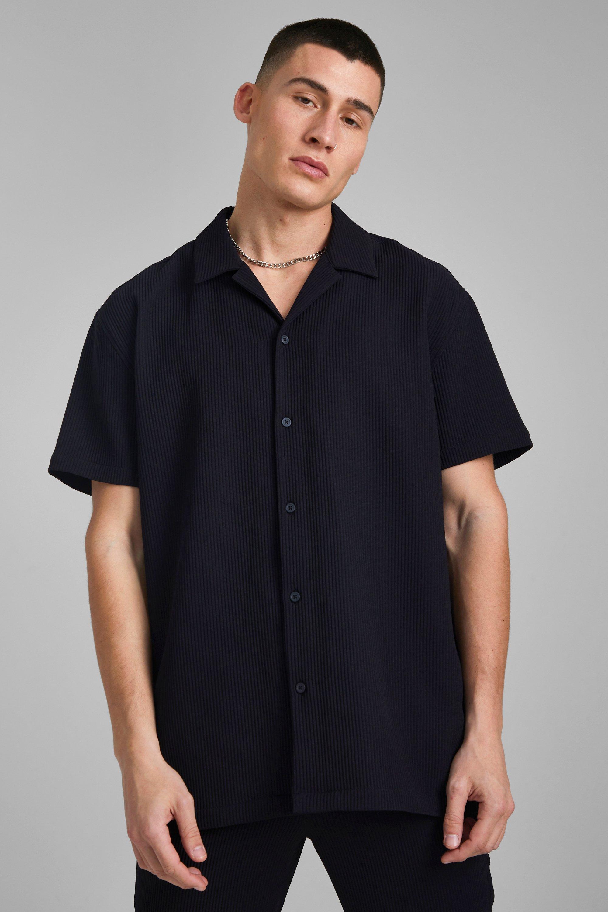 Short Sleeve Revere Oversized Pleated Shirt boohooMAN USA