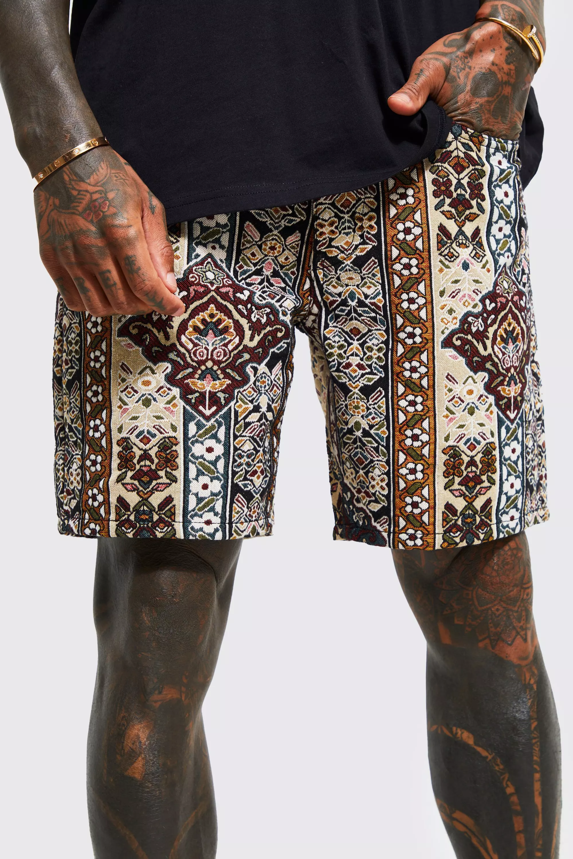 Elastic Waist Slim Fit Tapestry Shorts