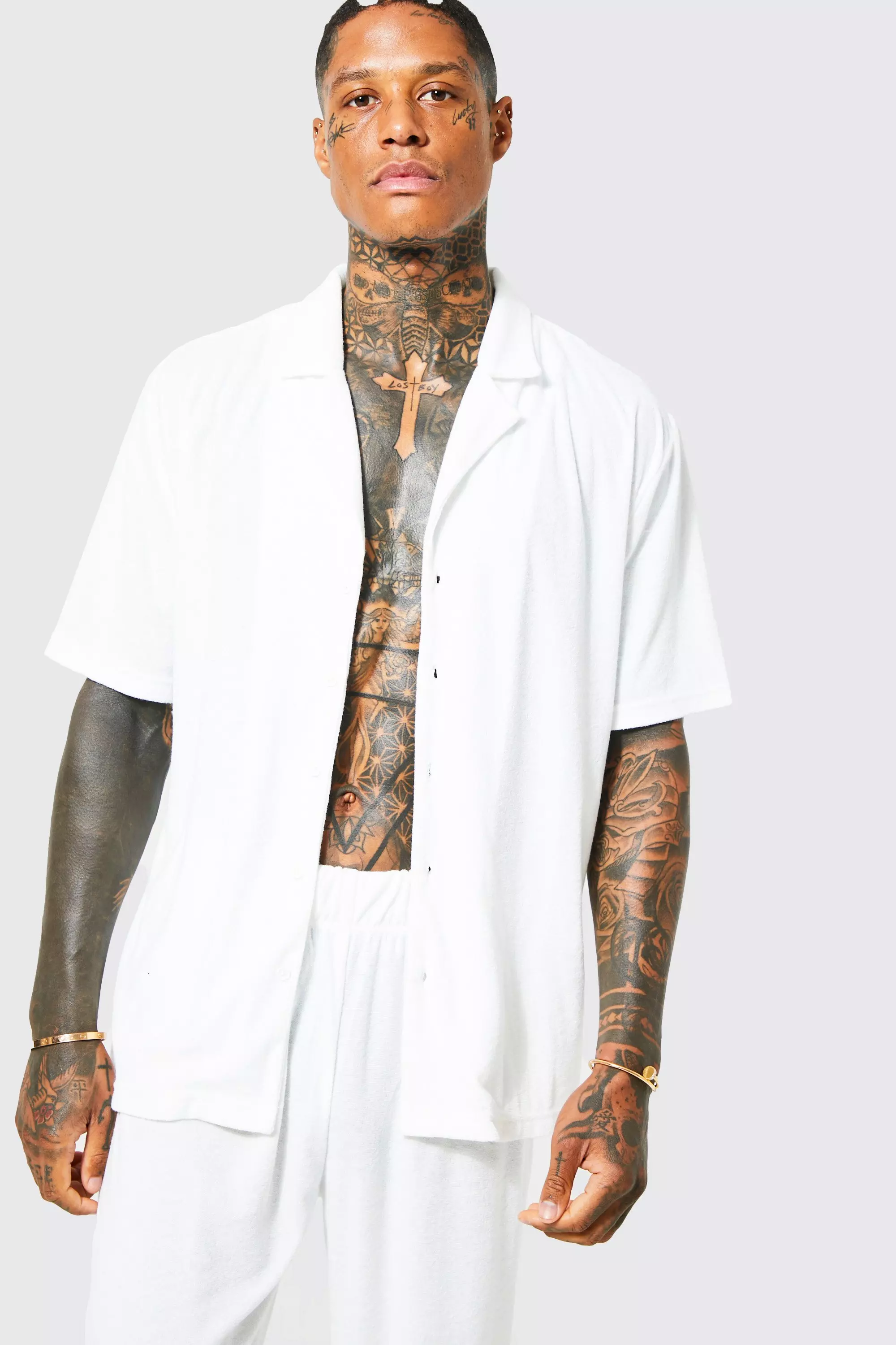 Ensemble confort en maille chenille avec chemise et jogging boohooMAN FR