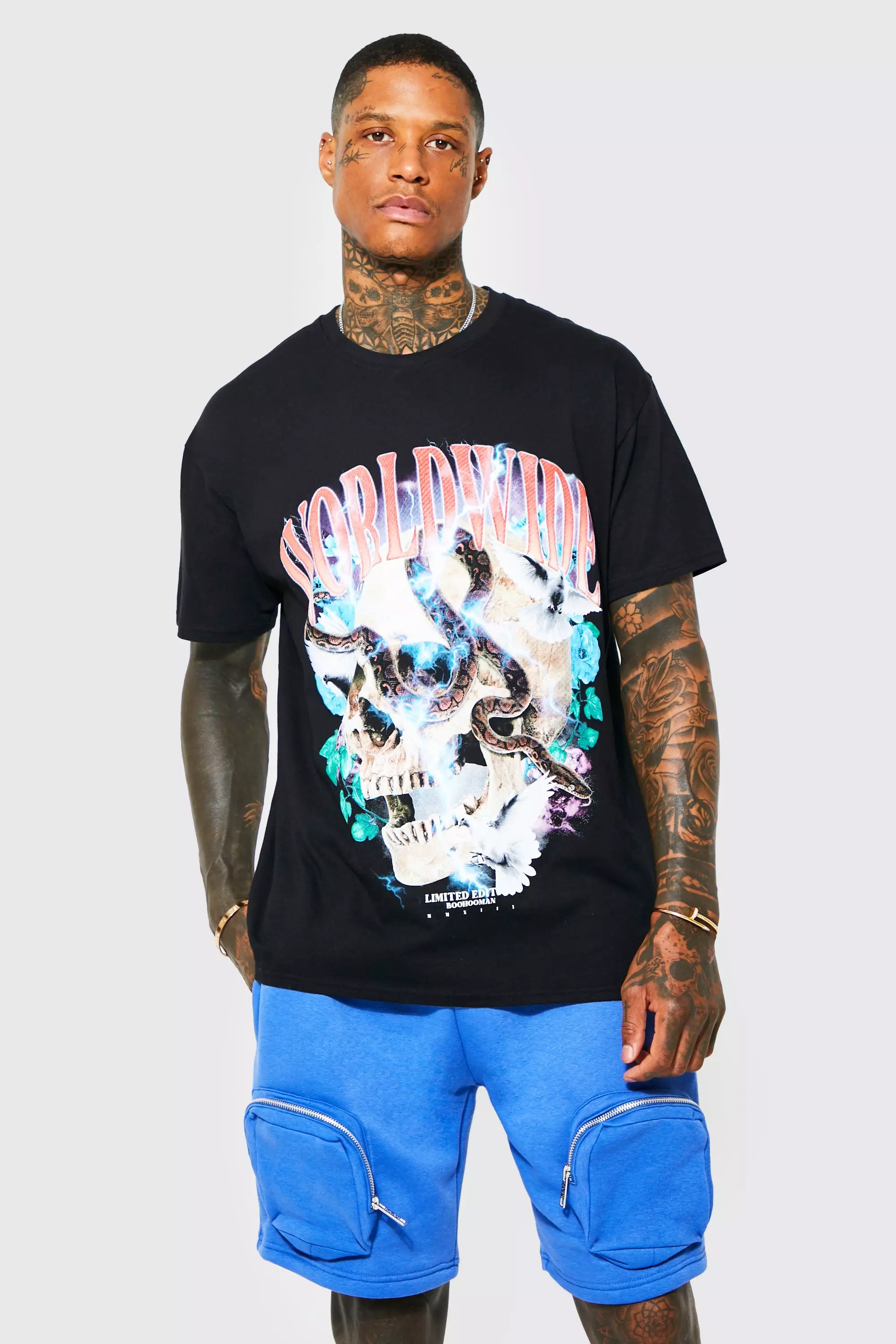 【boohoo】Worldwide グラフィック プリント Tシャツ Oversized Boxy Large Scale Graffiti Graphic Washed T-Shirt
