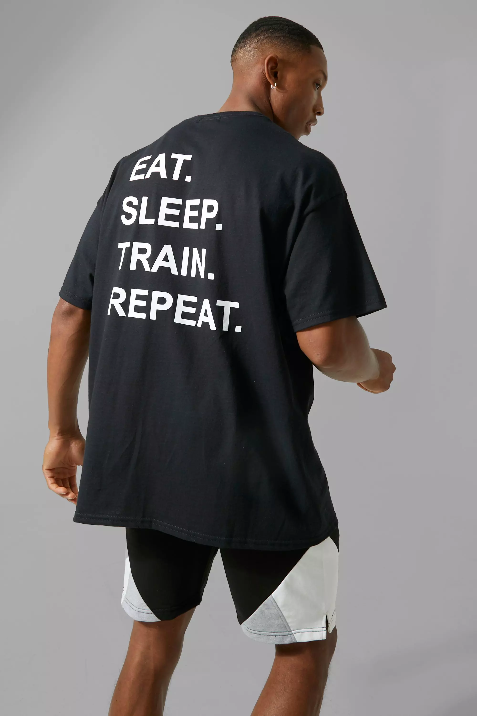 Man Active Oversized Repeat T-shirt Black