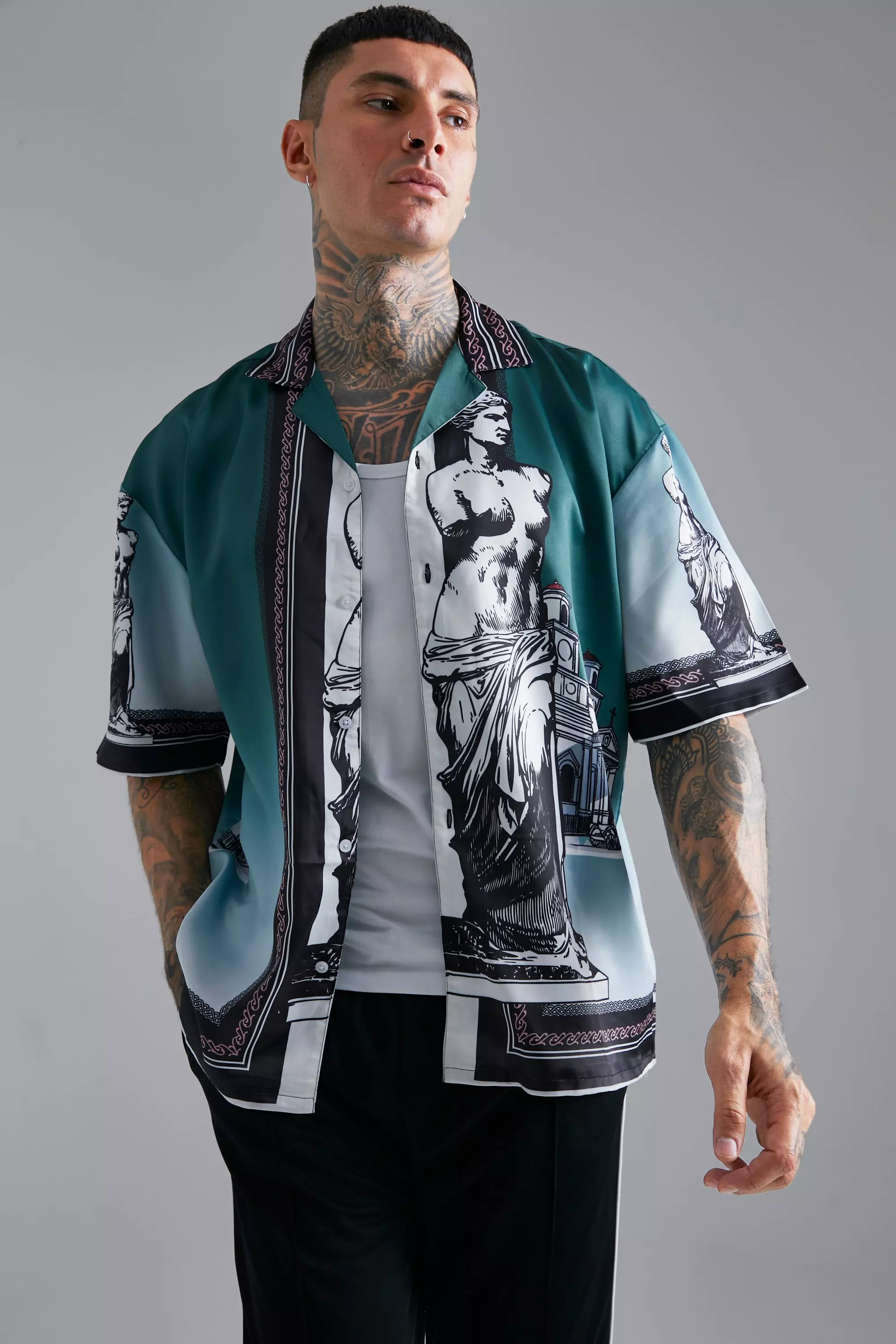 Green Satin Oversized Revere Statue Border Shirt alternative image