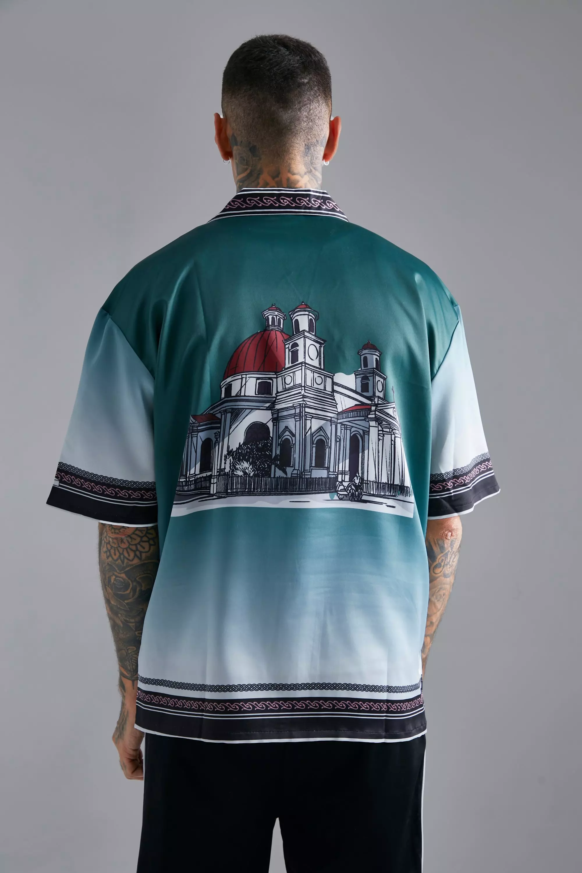 Green Satin Oversized Revere Statue Border Shirt alternative image