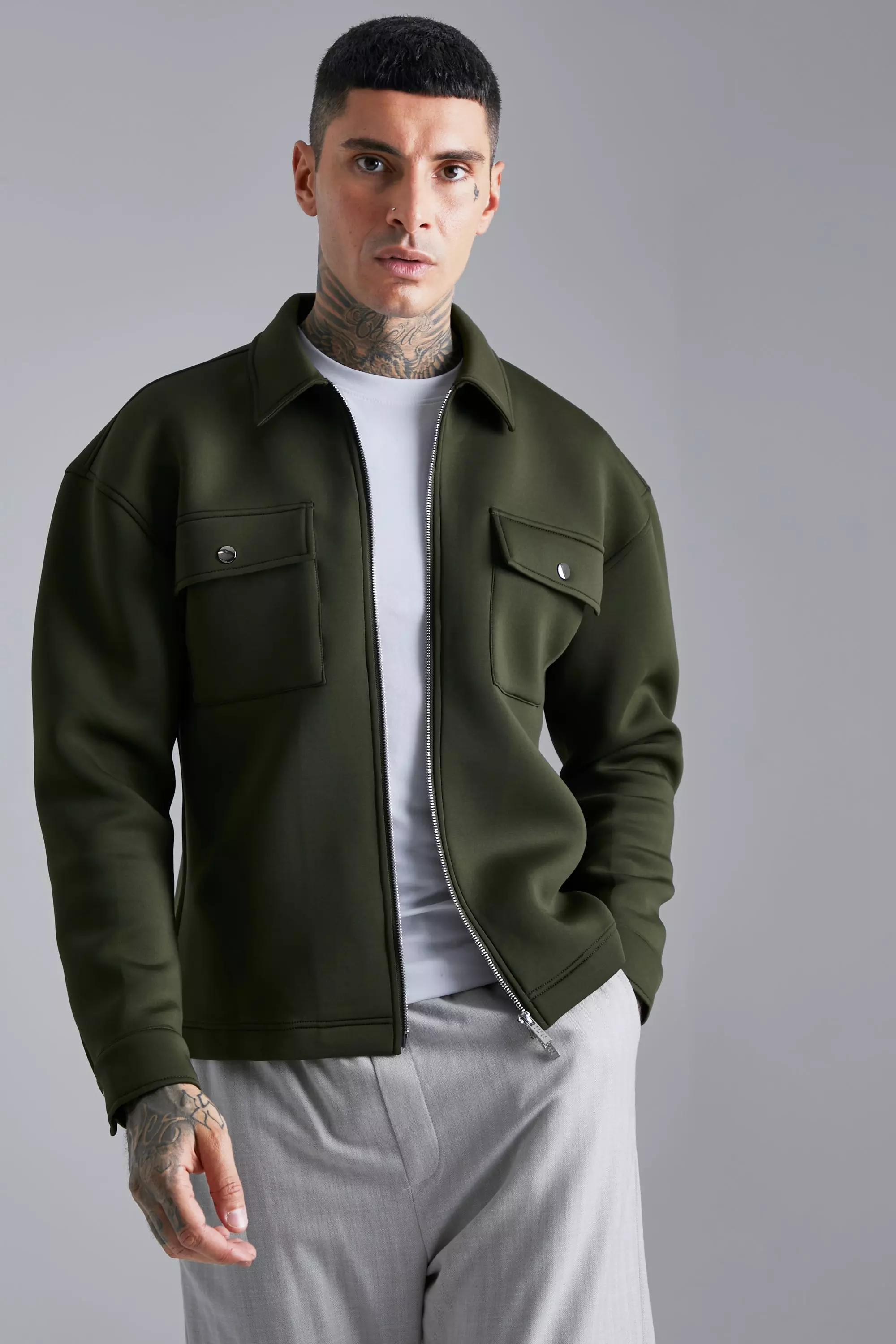 Kastiges Neopren Overshirt mit Reißverschluss, Olive alternatives Bild