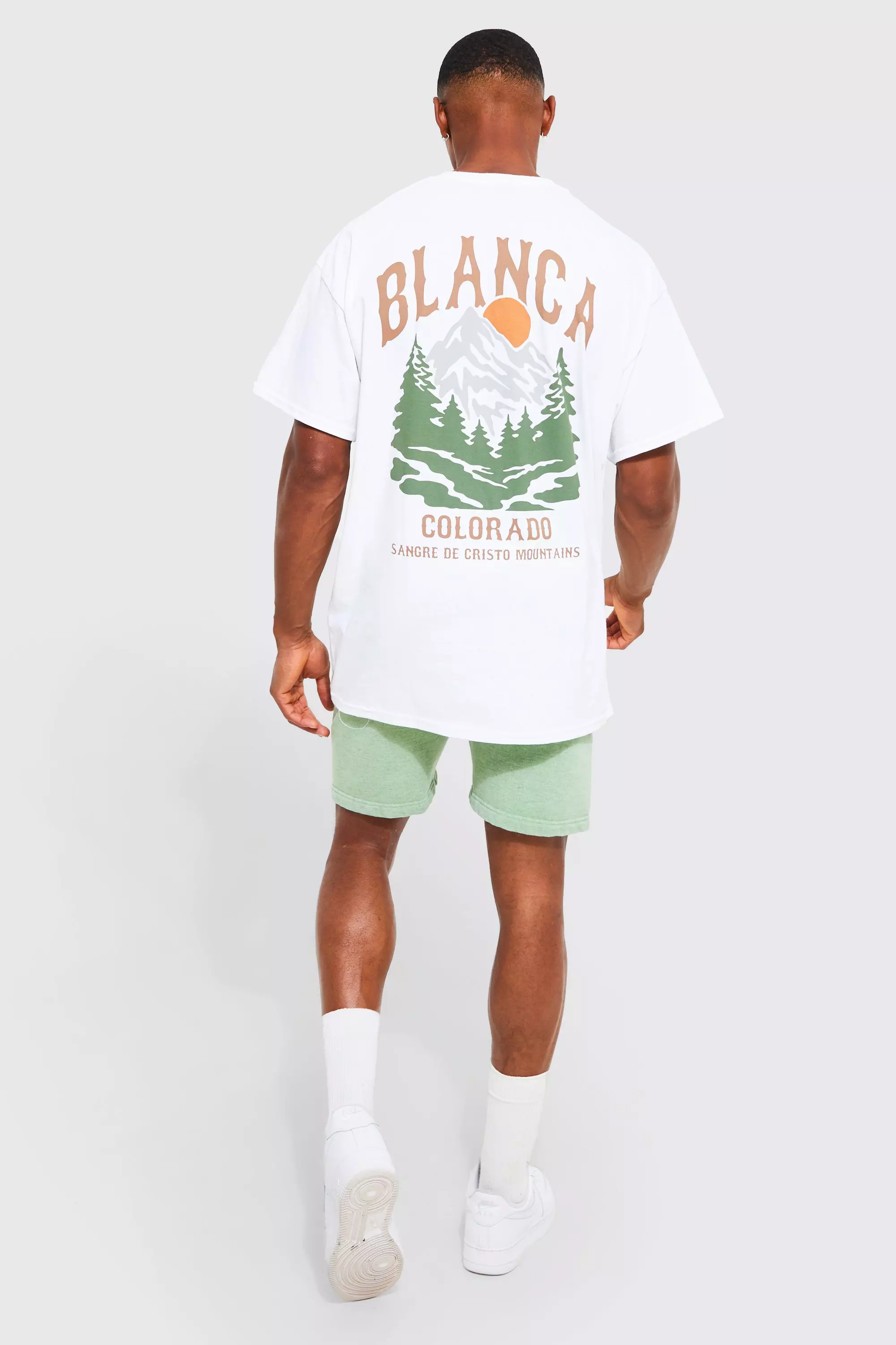Oversized Colorado Mountains Graphic T-shirt | boohooMAN