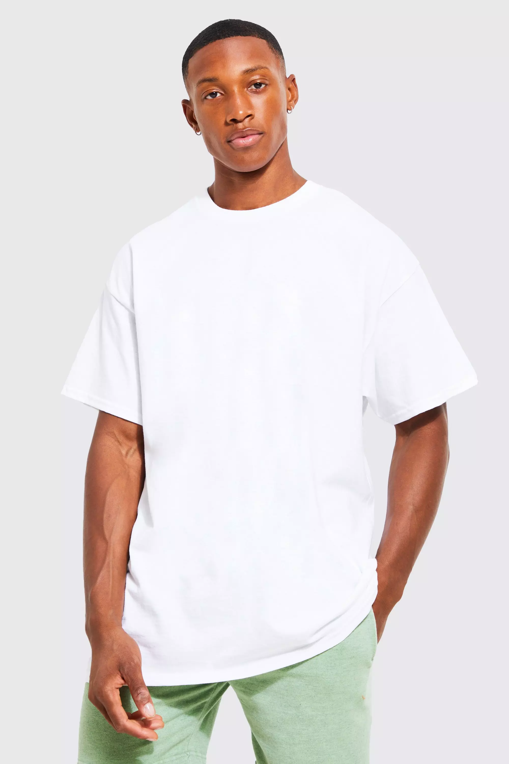 Baggy white tee best sale