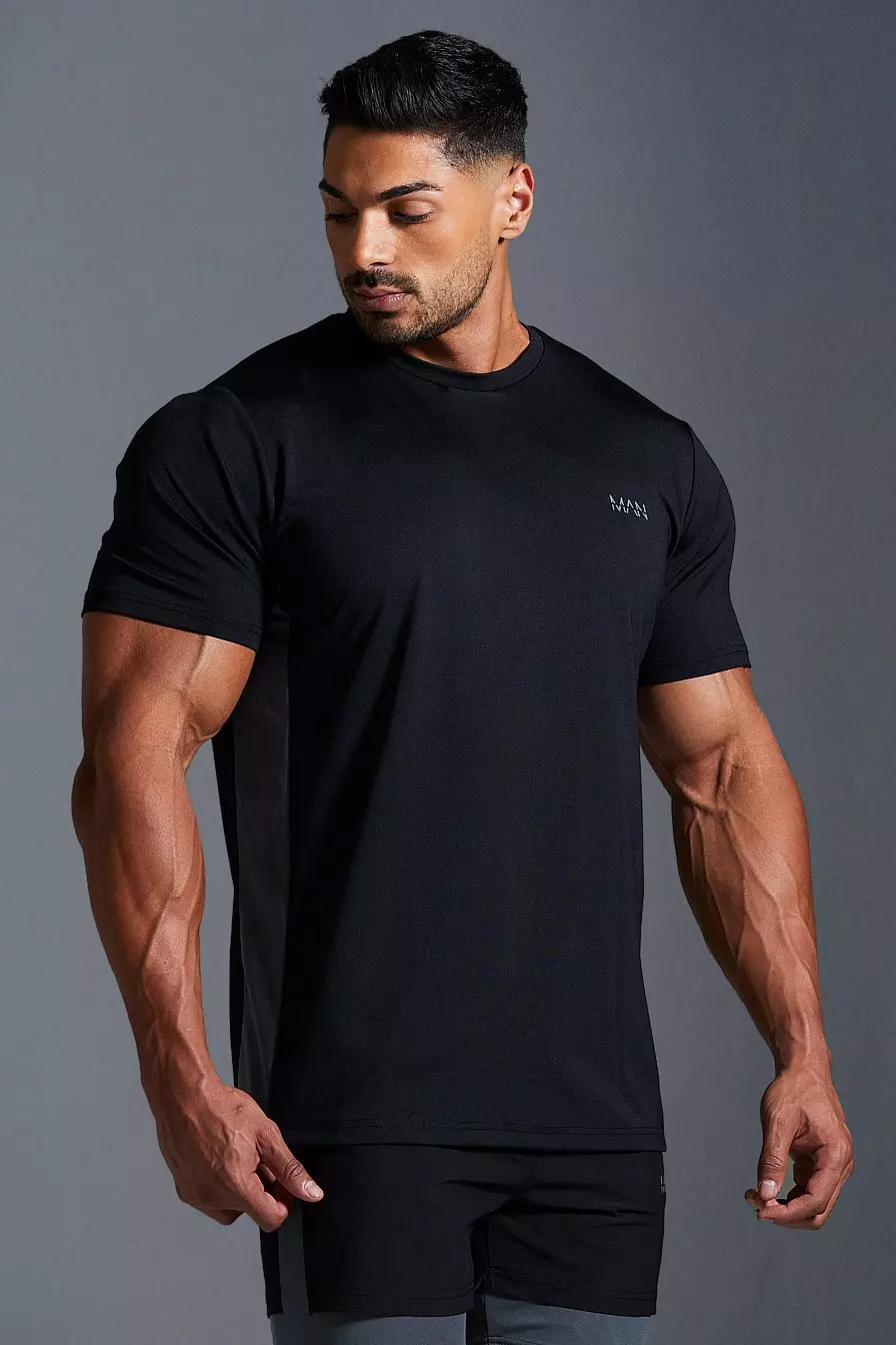 Man Active X Andrei Block Raglan Gym T Shirt boohooMAN