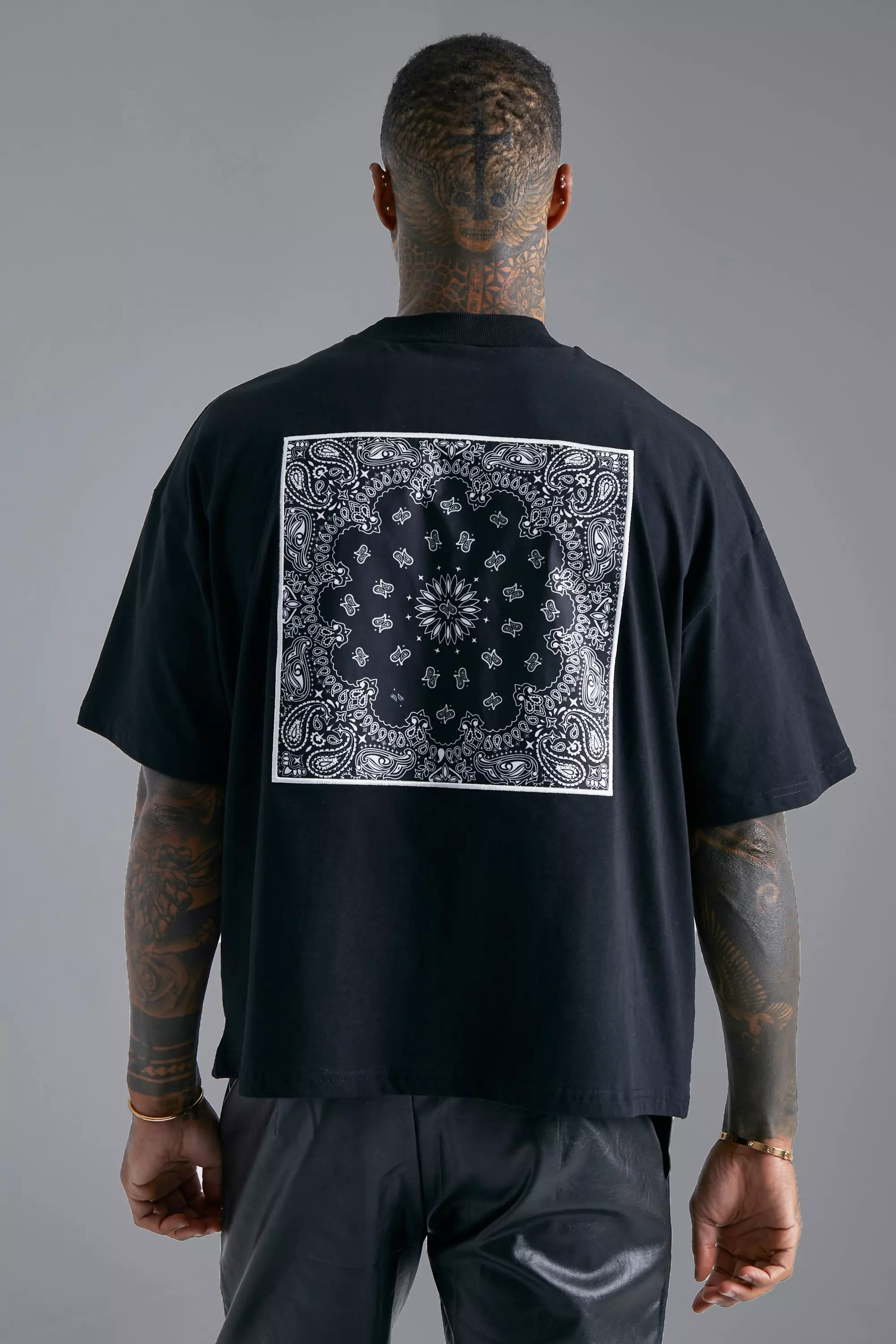 Oversized Boxy Bandana Graphic T-shirt Black