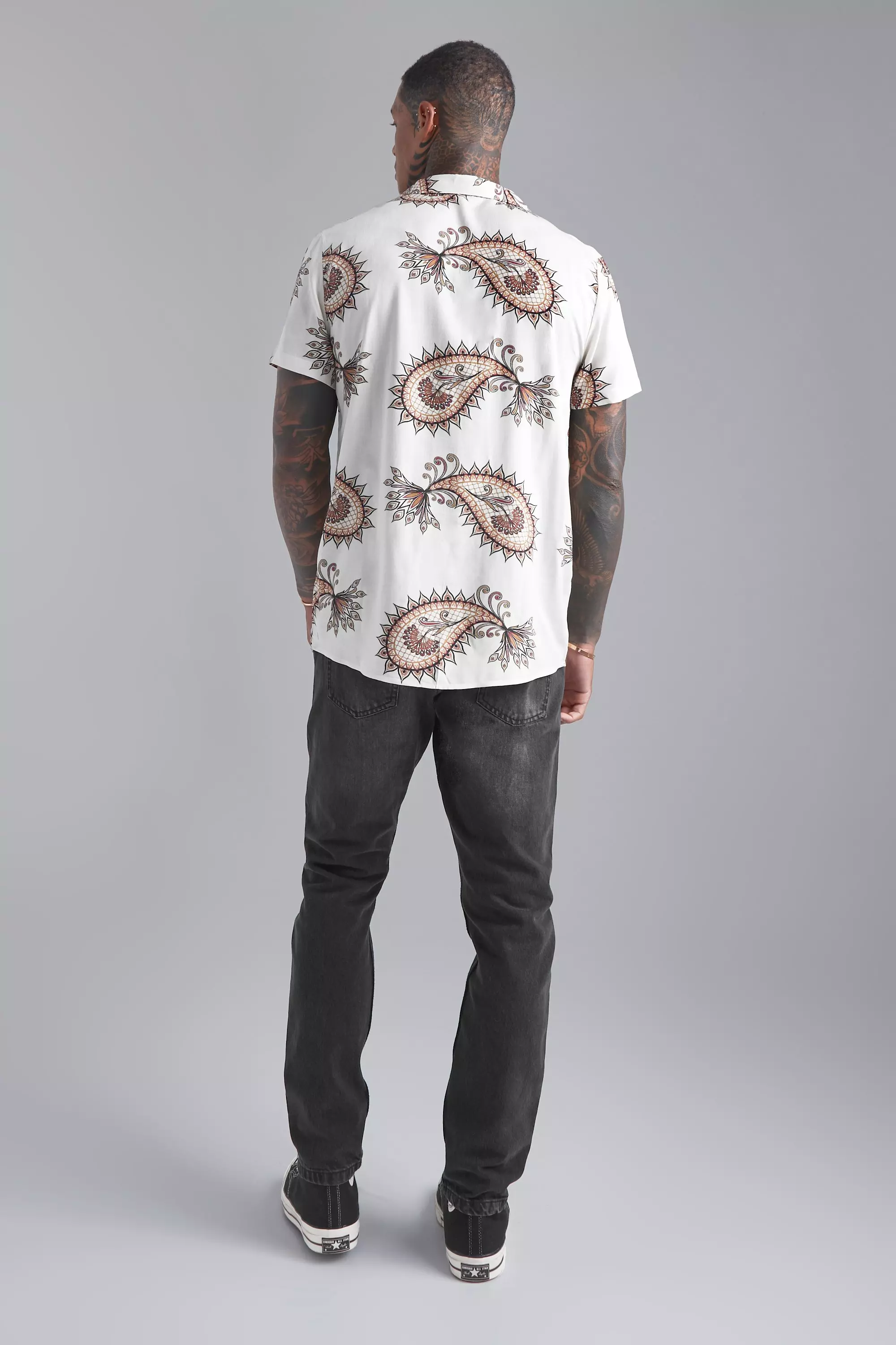 Ecru Short Sleeve Viscose Paisley Shirt alternative image