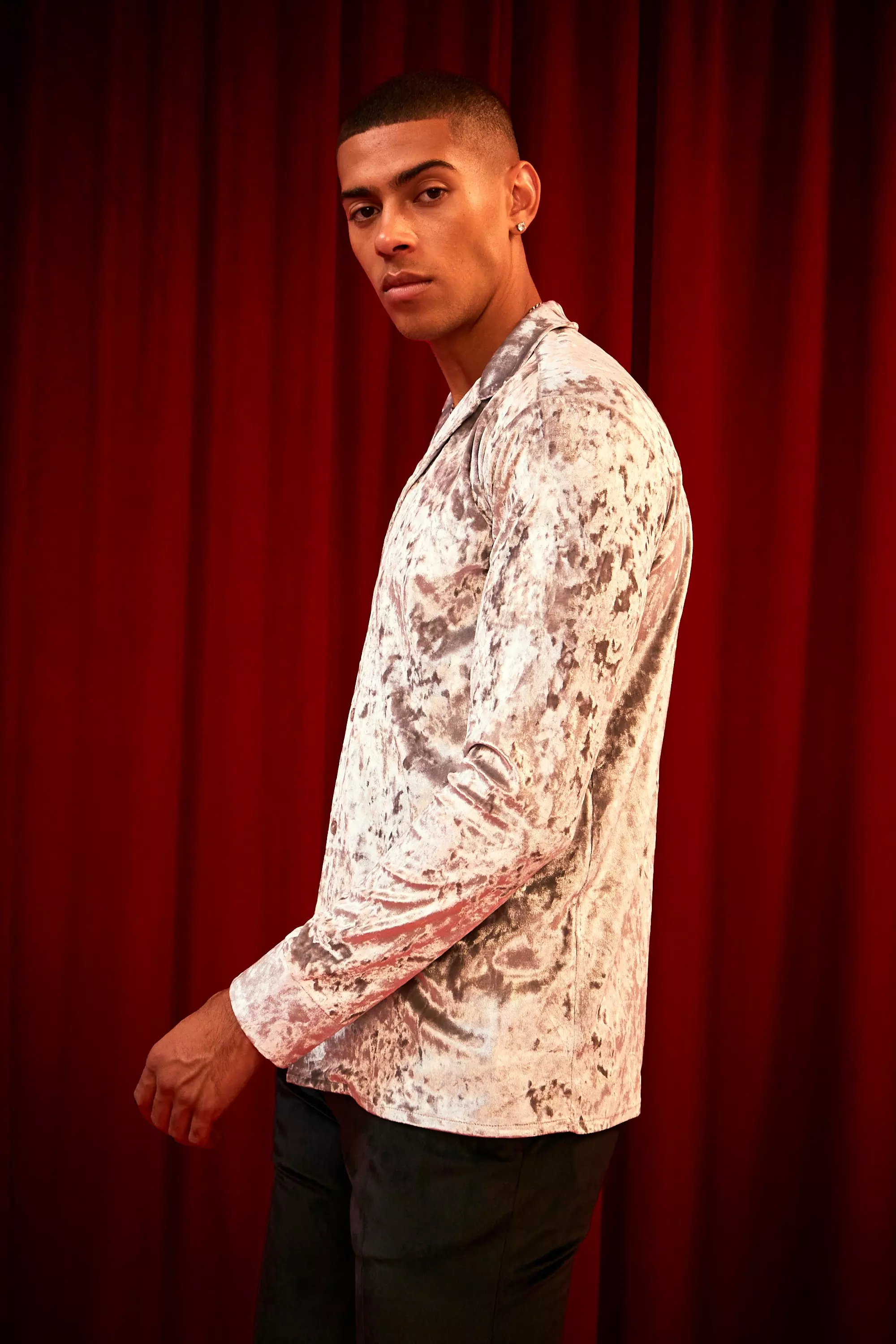 Long Sleeve Crushed Velvet Shirt boohooMAN