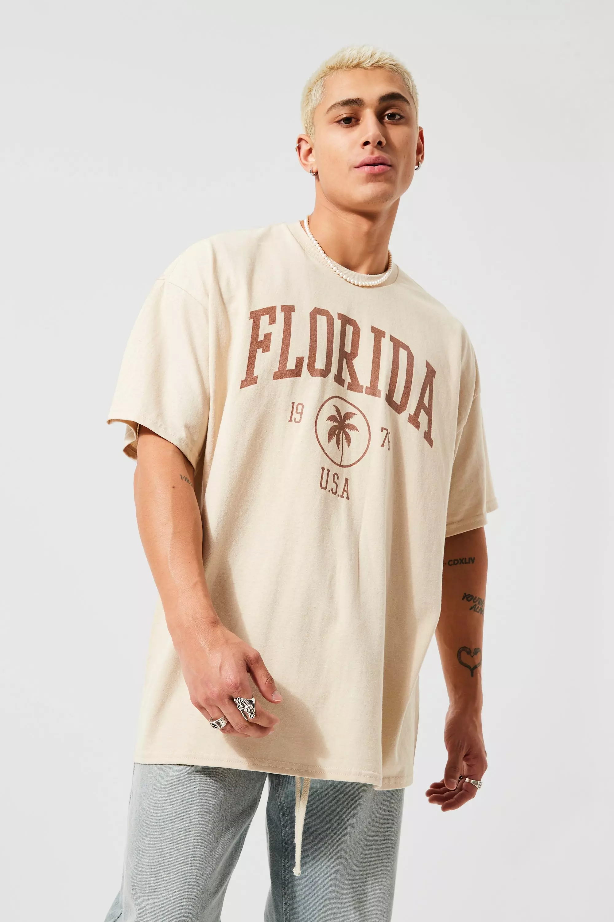 Sand Oversized Florida Print T-shirt alternative image