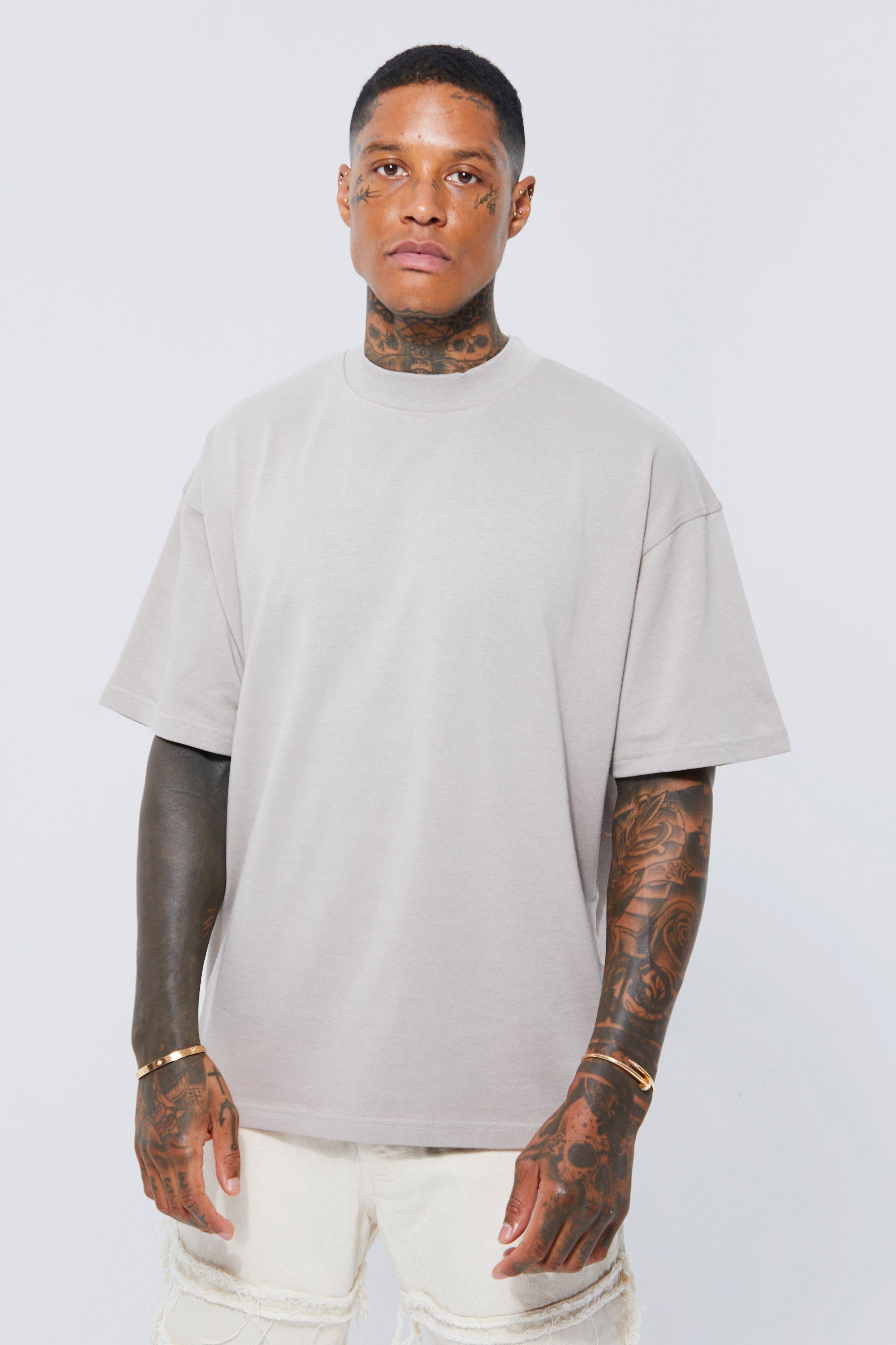 boohooMAN Men's Oversized Extended Neck Graphic T-Shirt