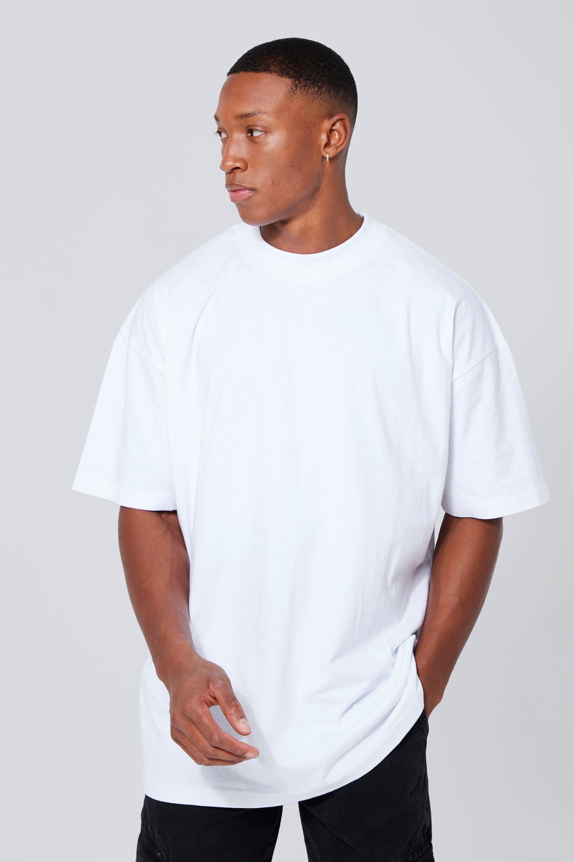 boohooMAN Men's Oversized Extended Neck Graphic T-Shirt