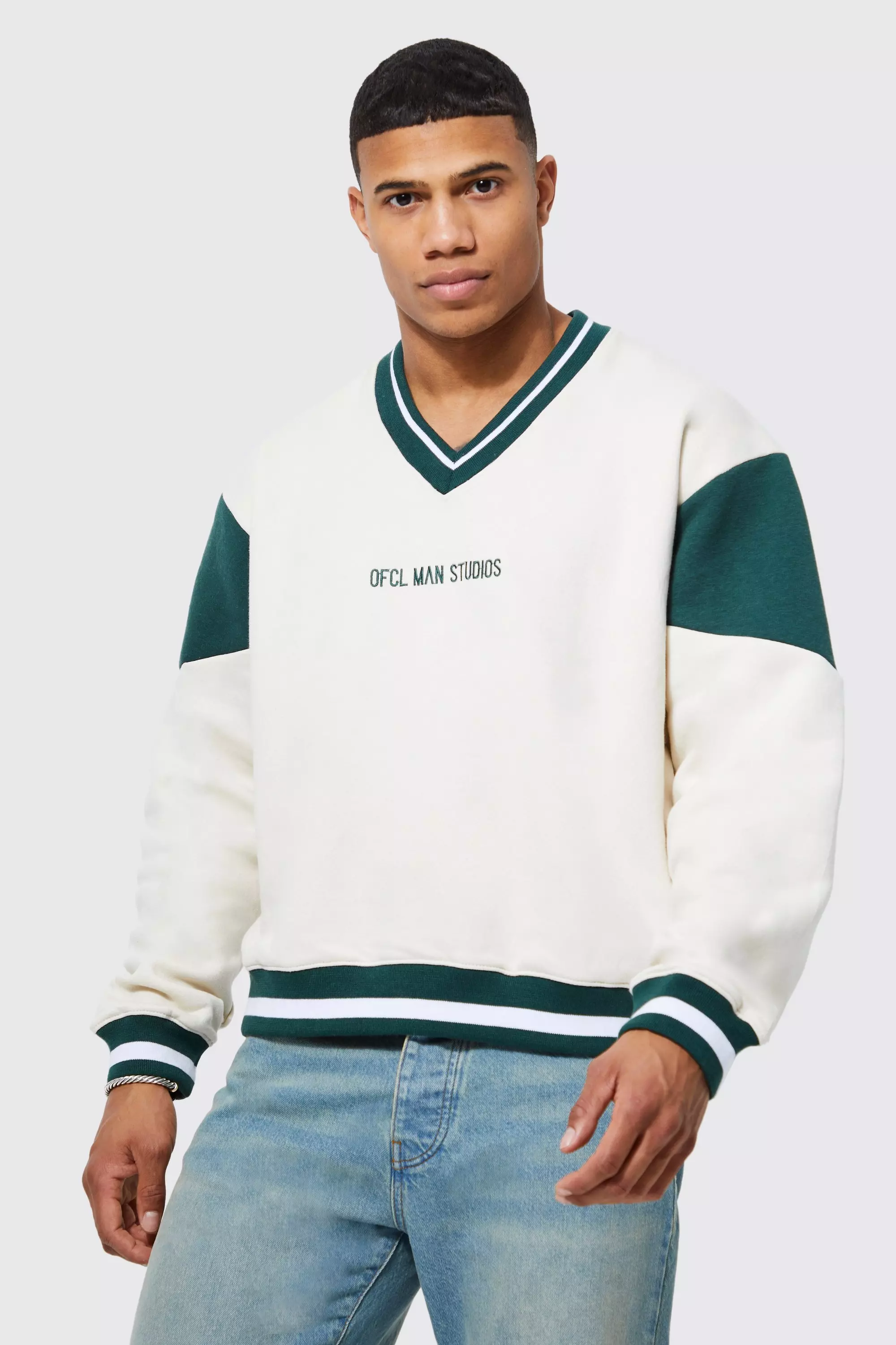 V neck oversized sweatshirt hotsell