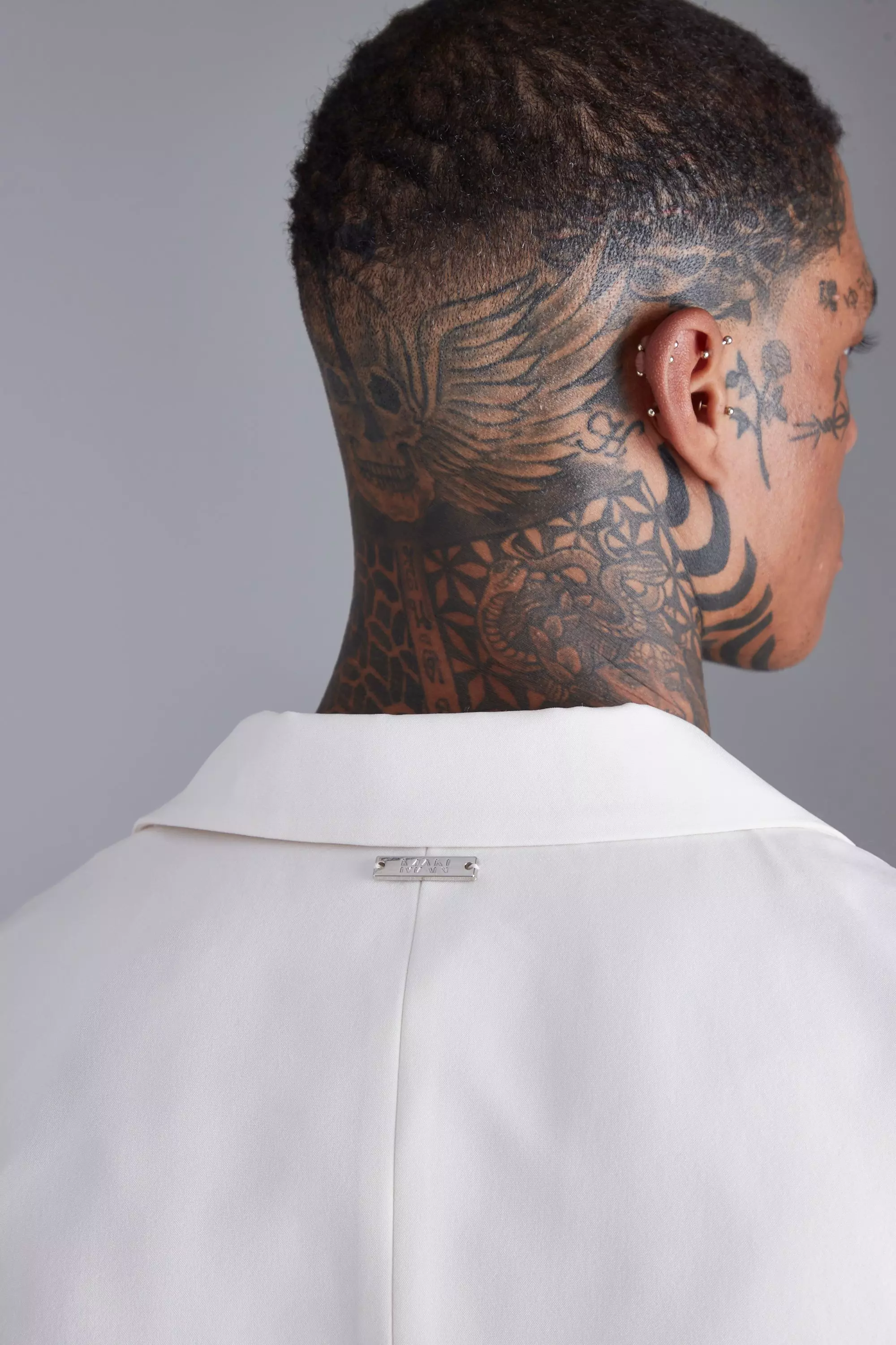 Ecru Single Breasted Sleeveless Suit Jacket alternative image