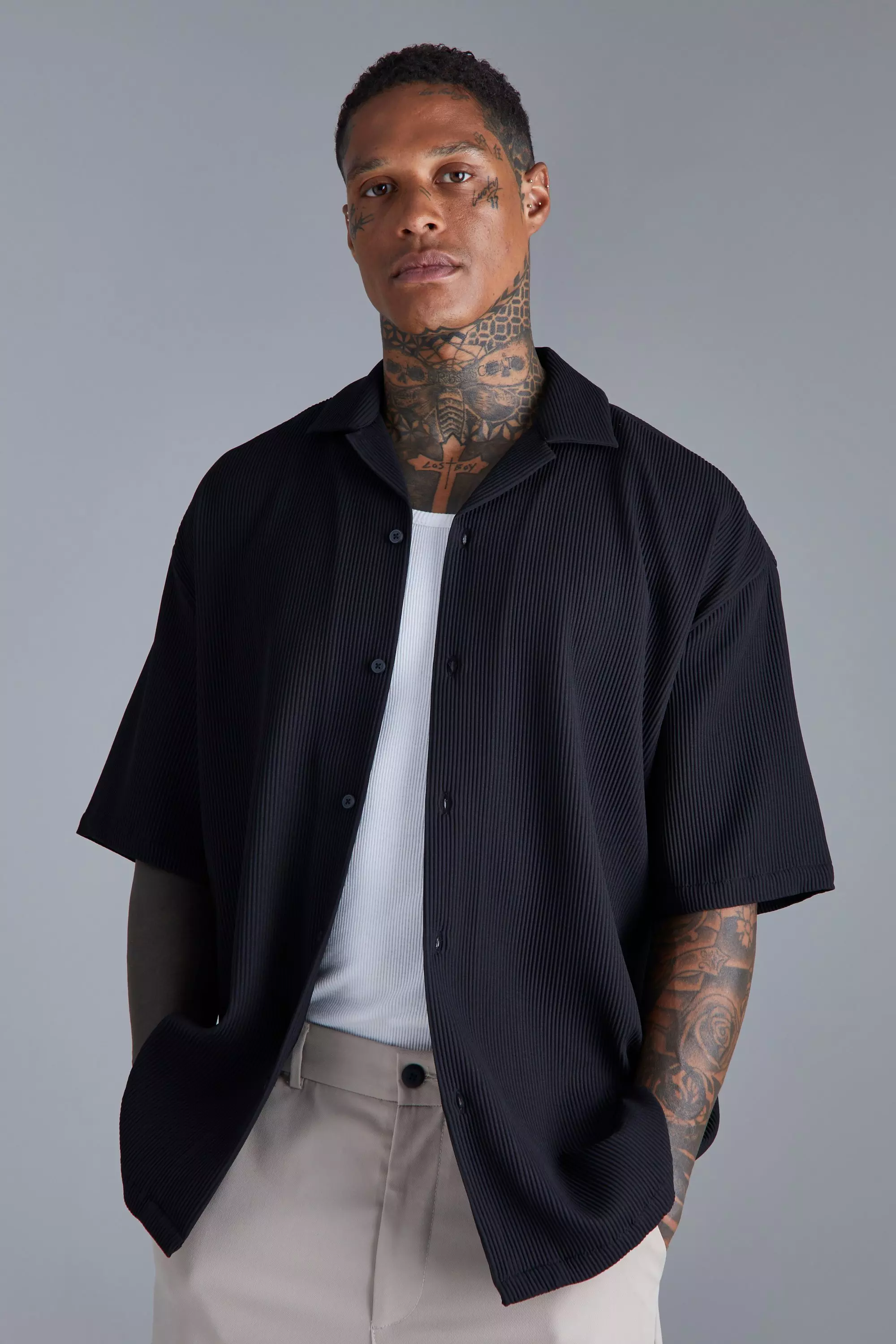 Pleated Short Sleeve Oversized Boxy Shirt Black