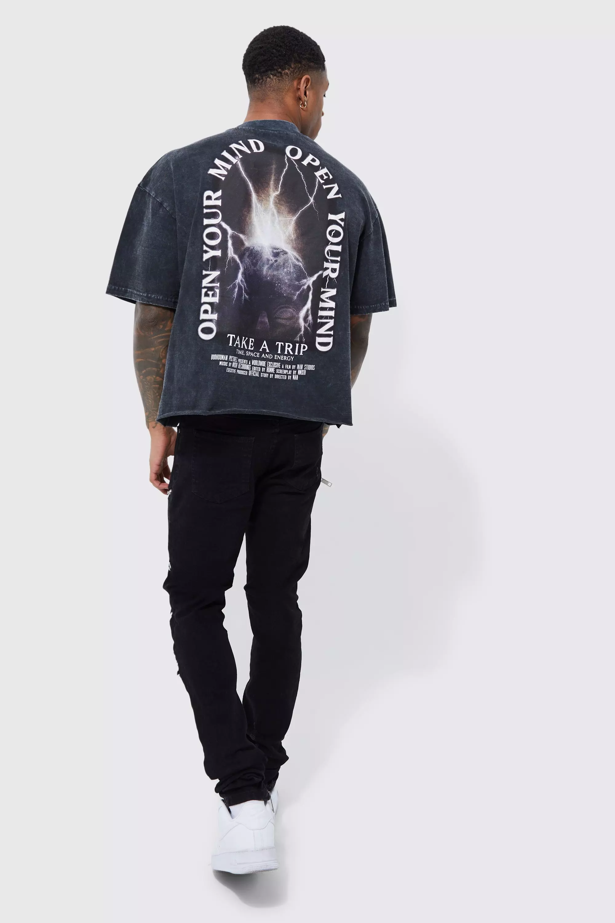 Oversized Boxy Washed Graphic Raw Hem T-shirt | boohooMAN USA