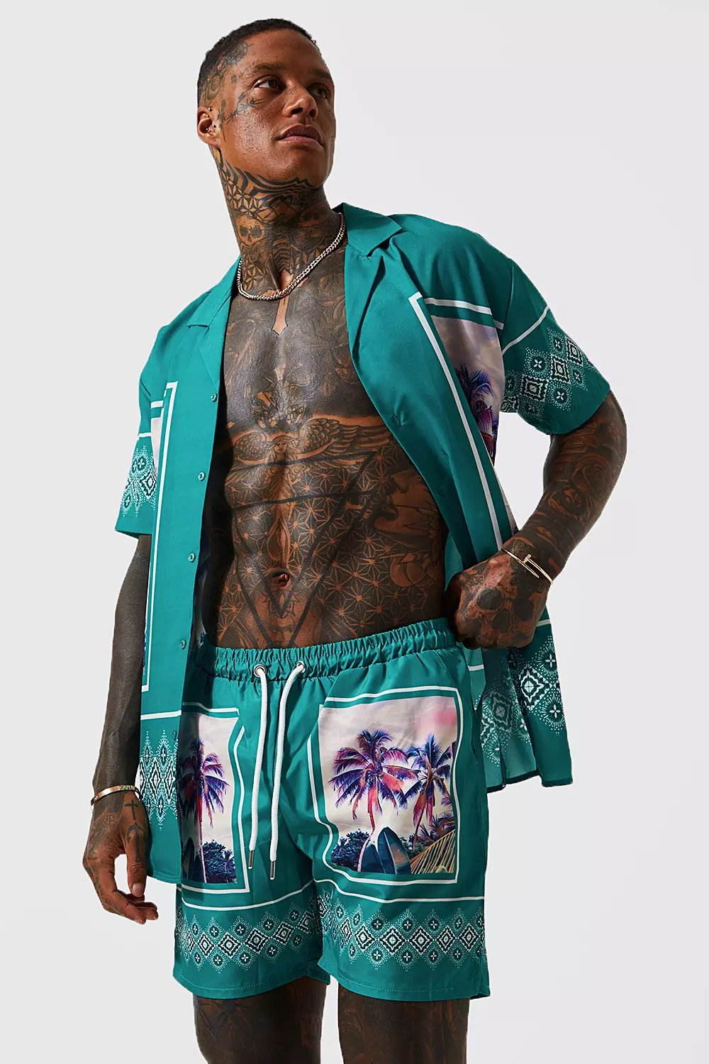 Green Oversized Palm Print Overhemd En Zwembroek alternatieve afbeelding