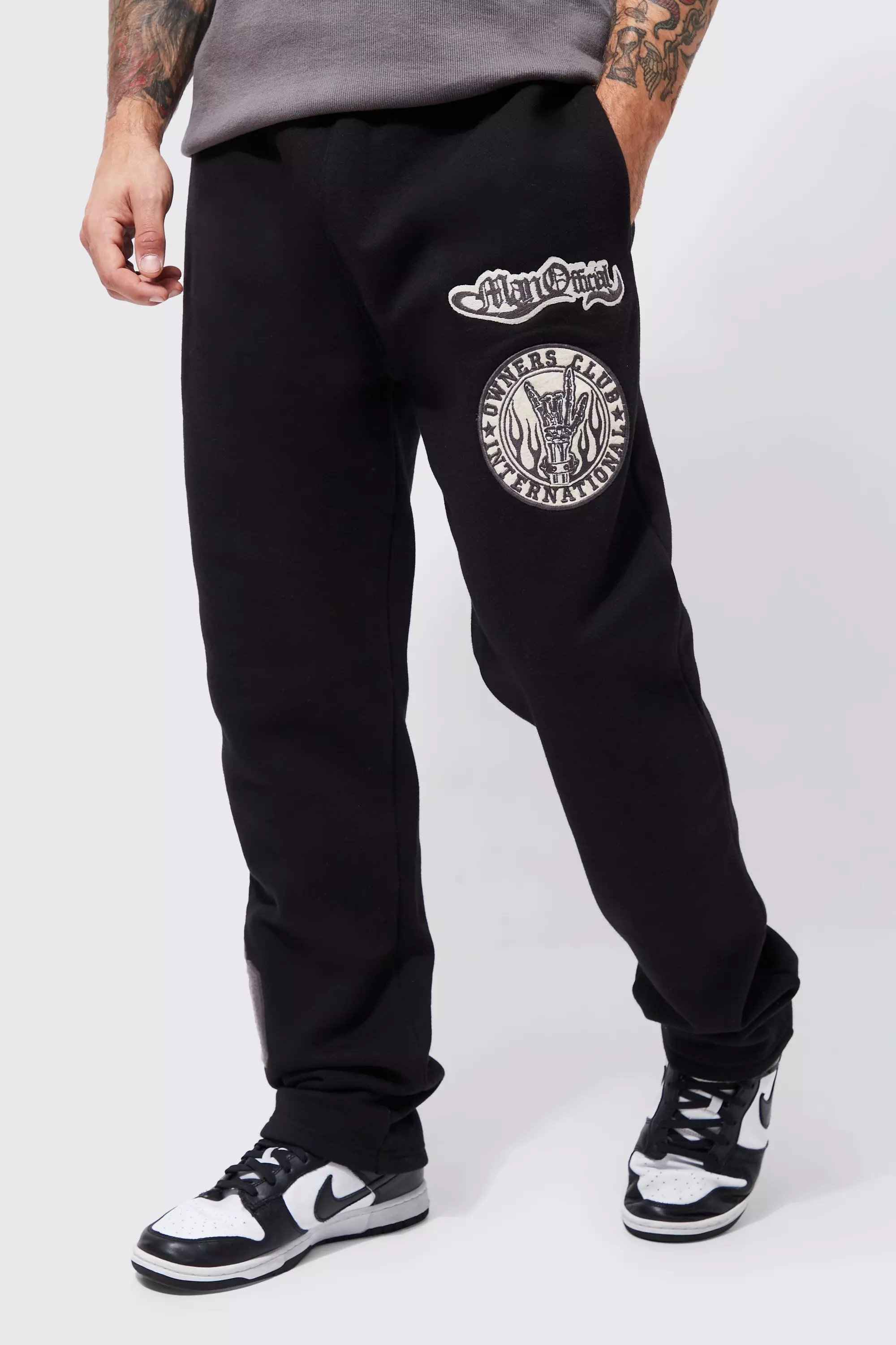 Man Official Varsity Badge Sweatpants Charcoal