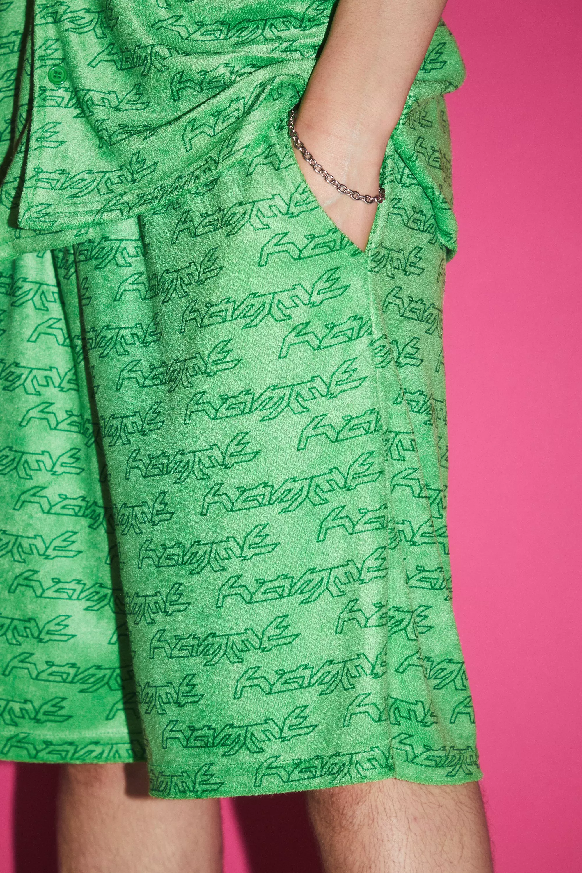 Oversize Frottee-Hemd und Shorts, Green alternatives Bild