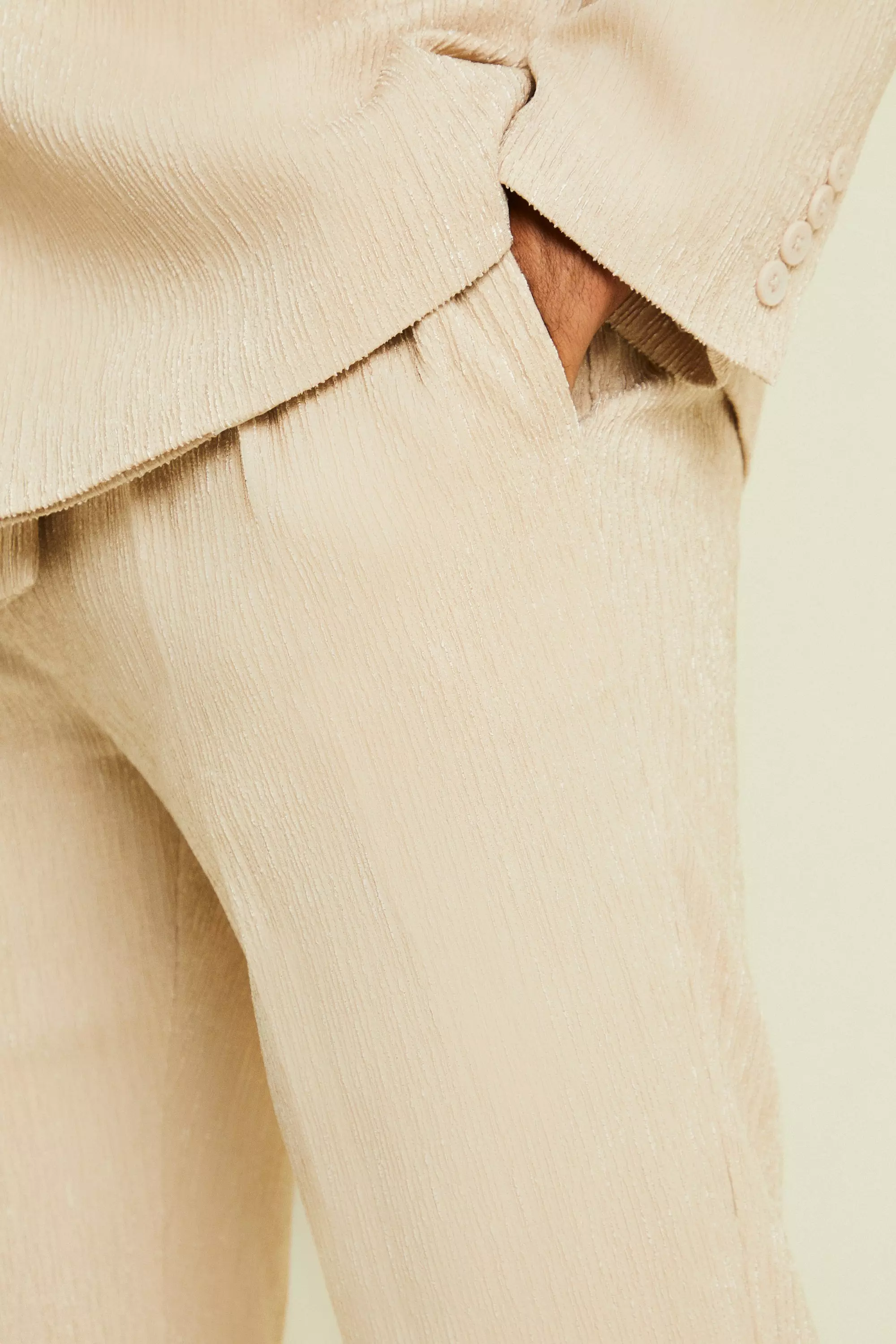 Lockere Anzughose in Knitteroptik, Nude alternatives Bild