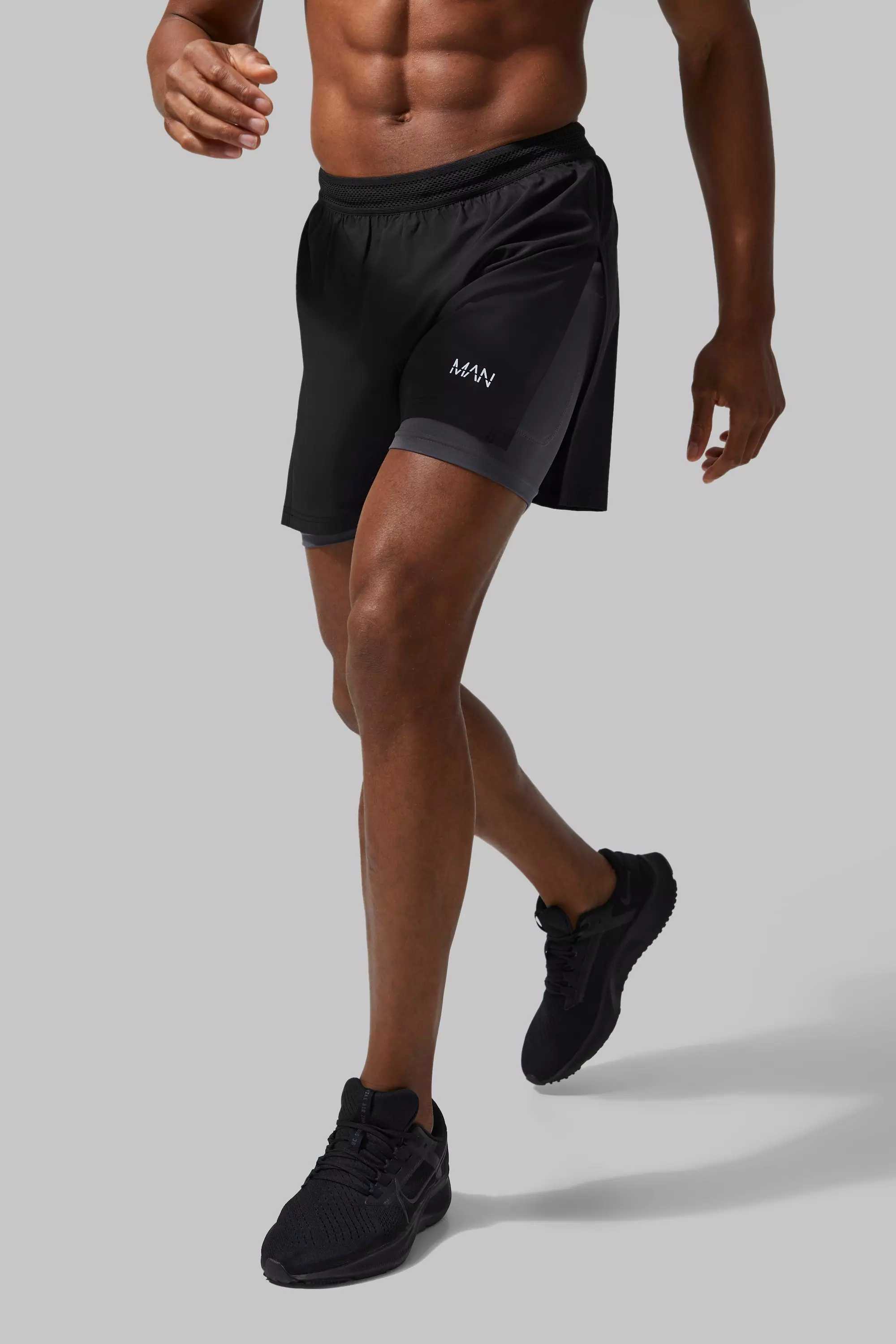 Black Man Active High Split 2-in-1 Short alternative image