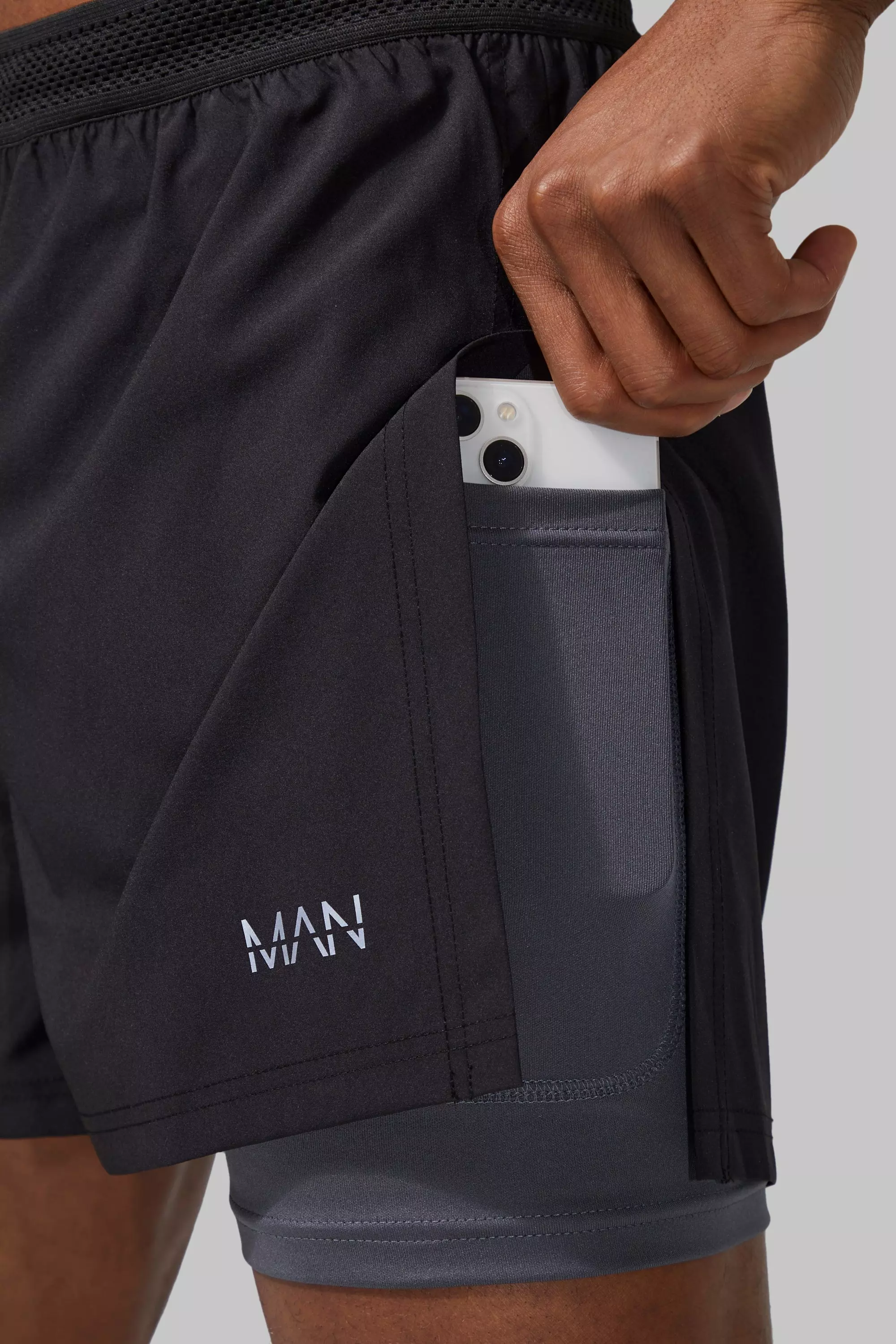 Black Man Active High Split 2-in-1 Short alternative image