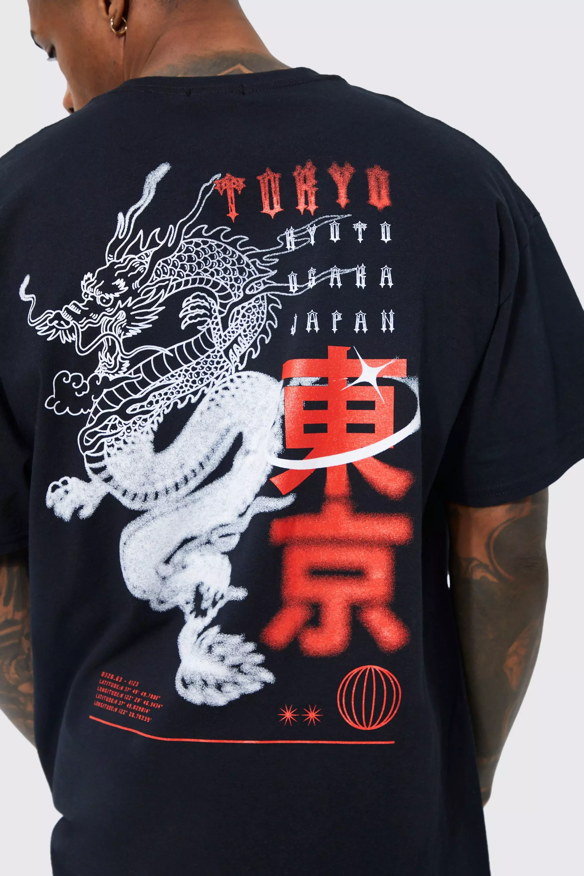 Oversized Tokyo Dragon Back Graphic T-shirt | boohooMAN USA